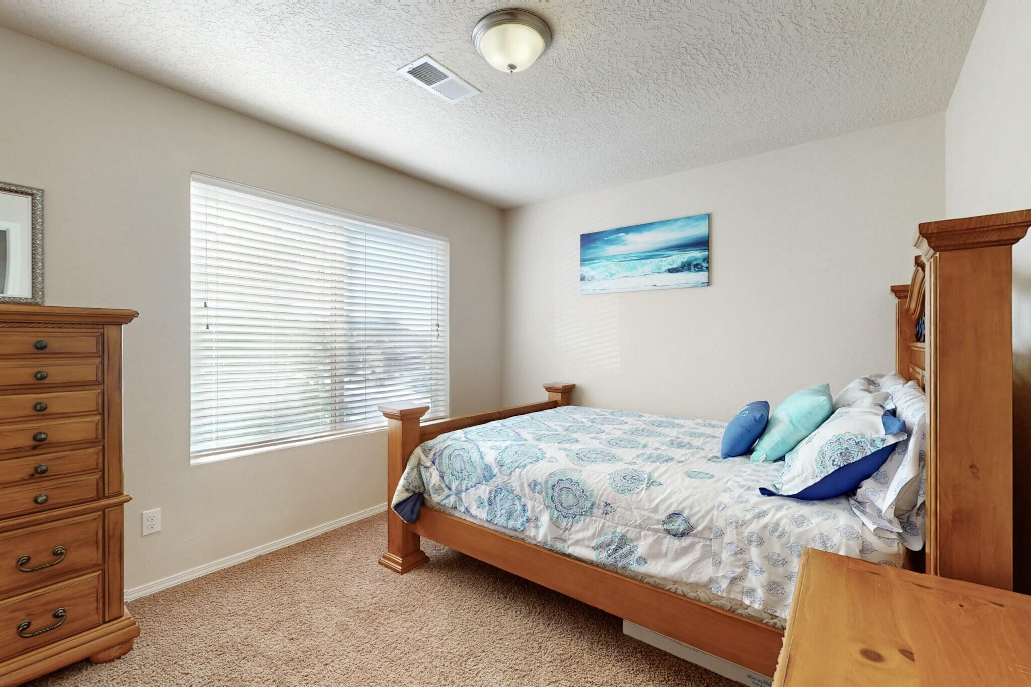 1842 BUCKSKIN Loop NE