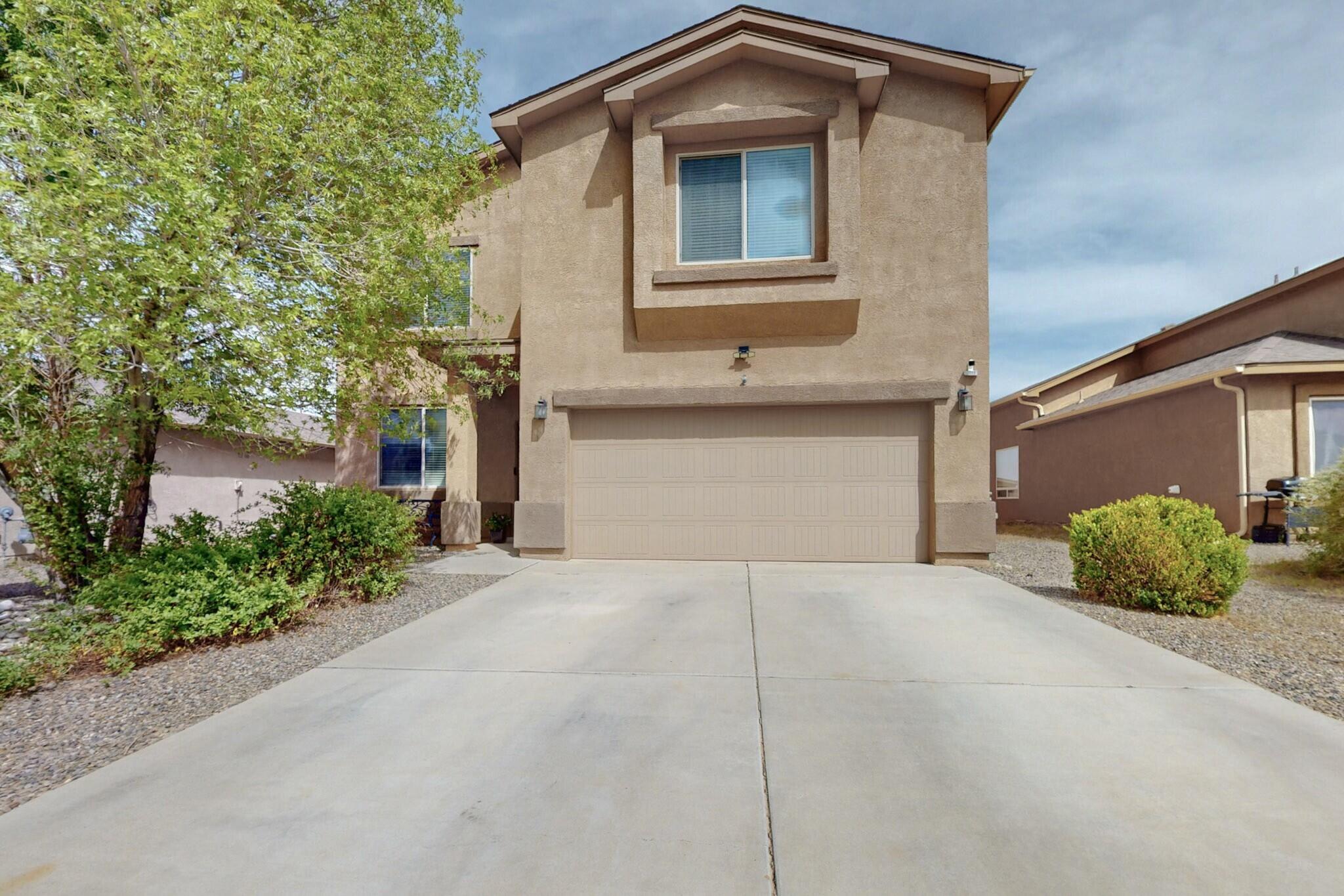 1842 BUCKSKIN Loop NE