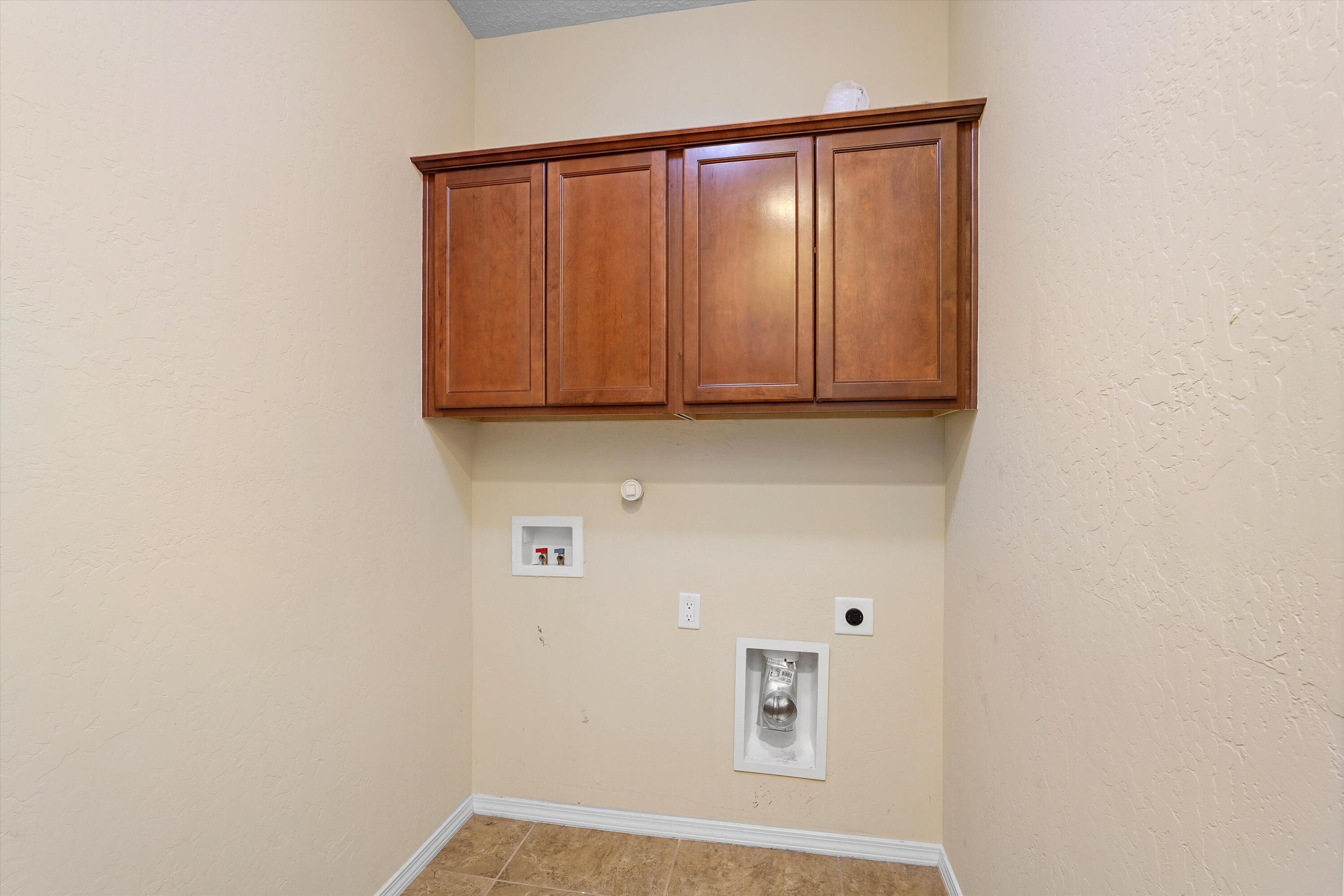 1047 PRAIRIE ZINNIA Drive