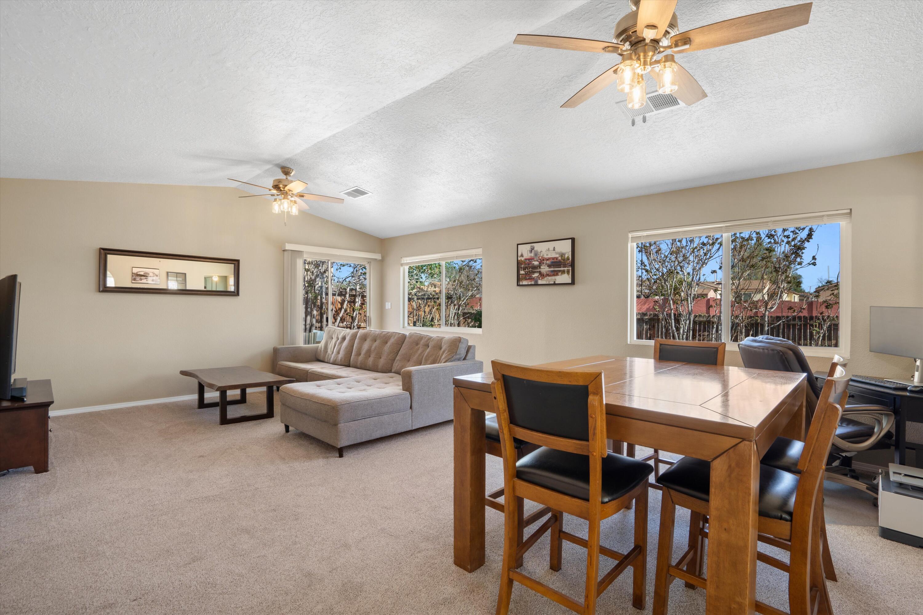 1313 BELLFLOWER Drive NE