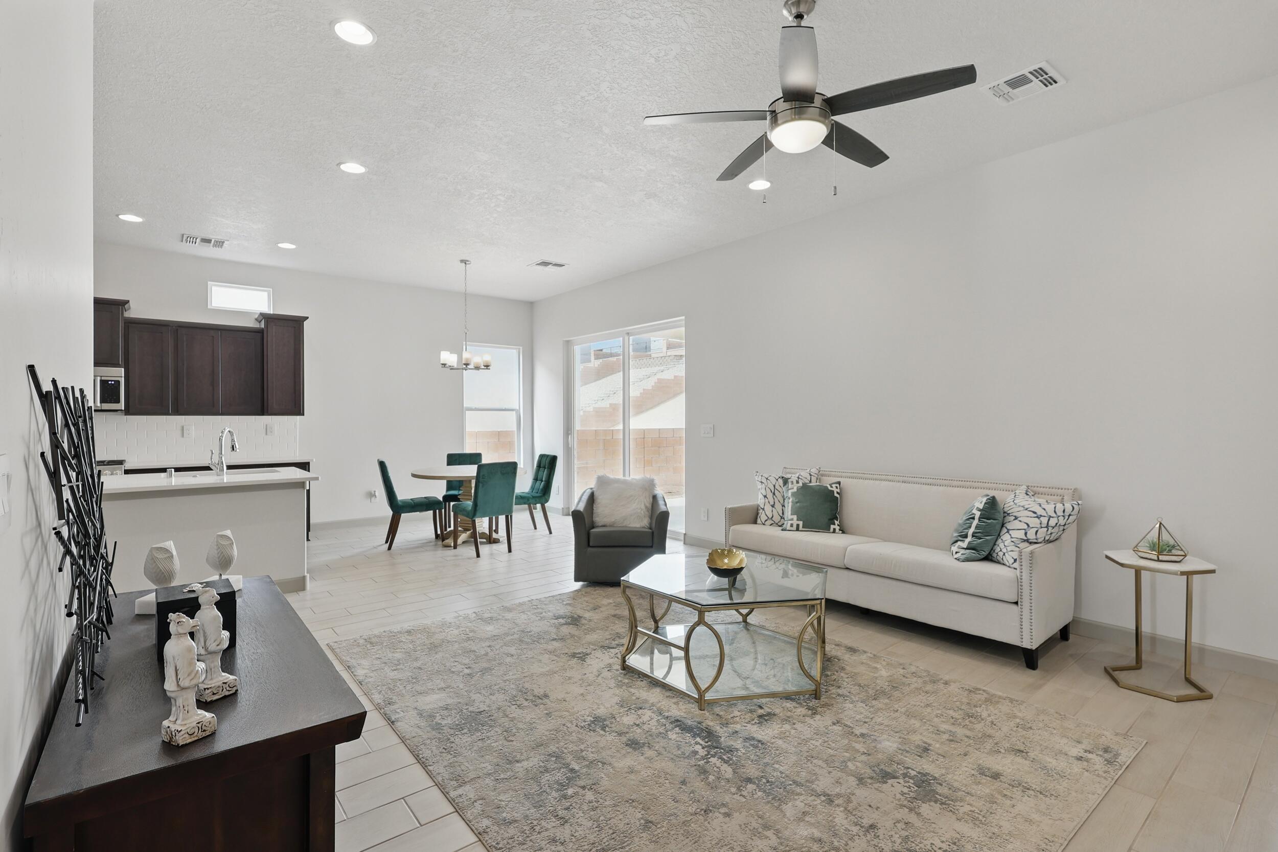 1712 TESORO Loop NW