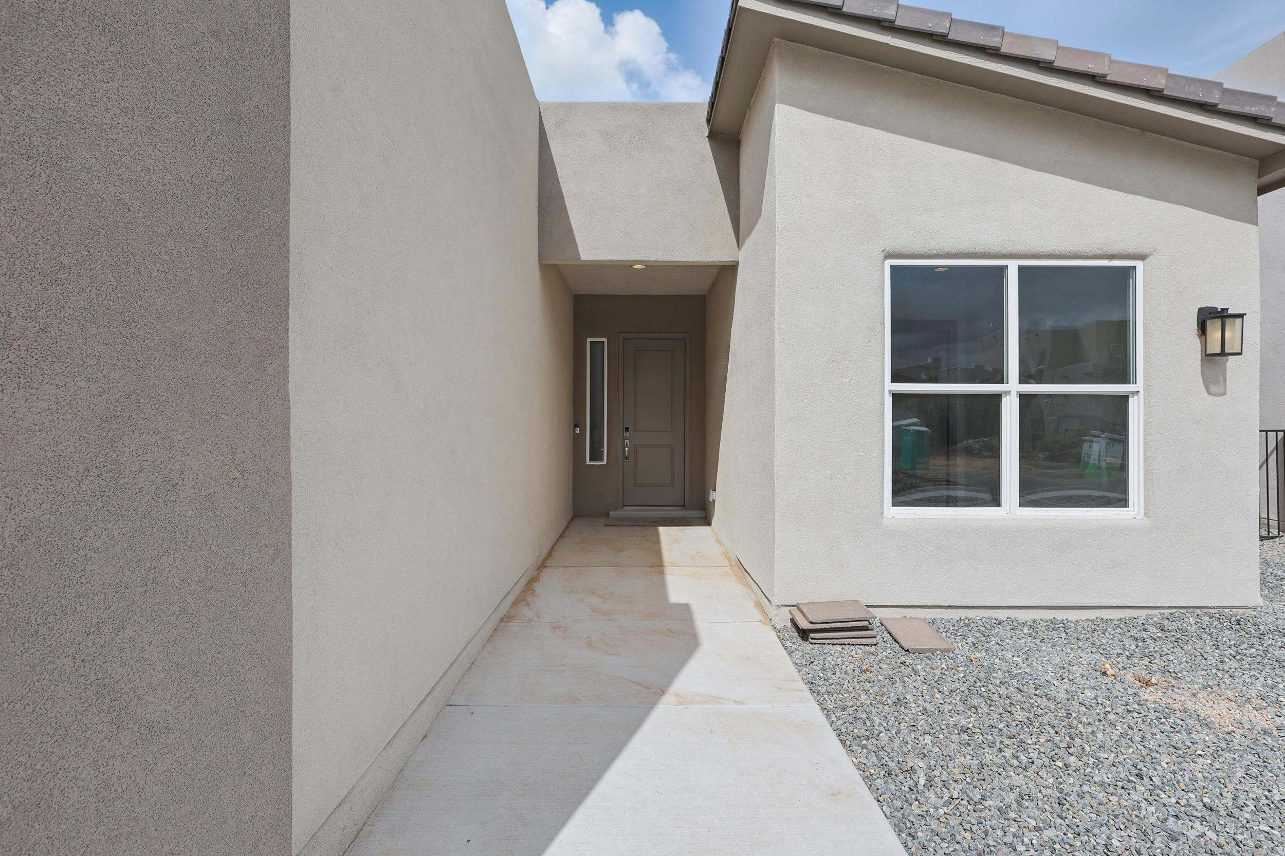 1712 TESORO Loop NW