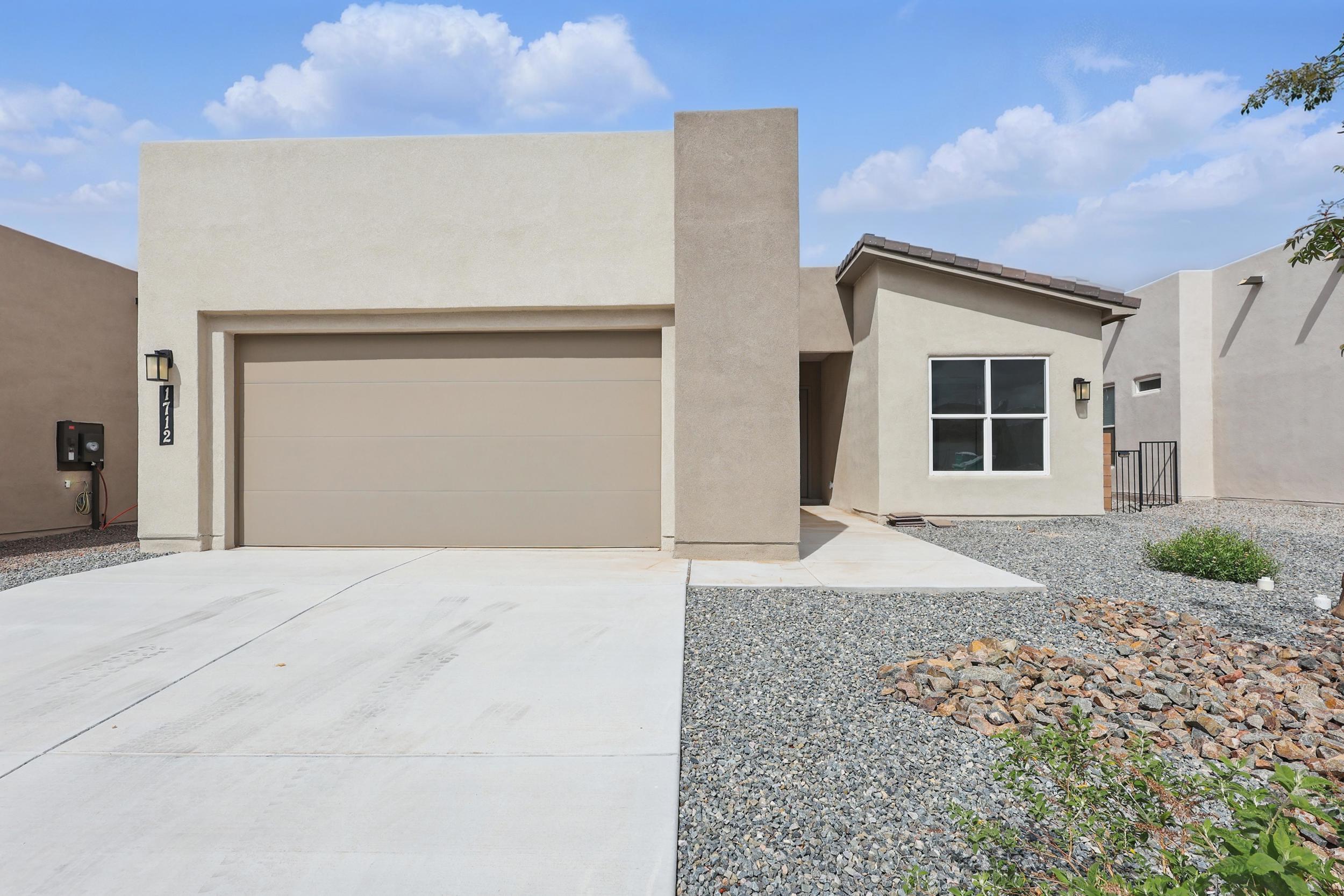 1712 TESORO Loop NW