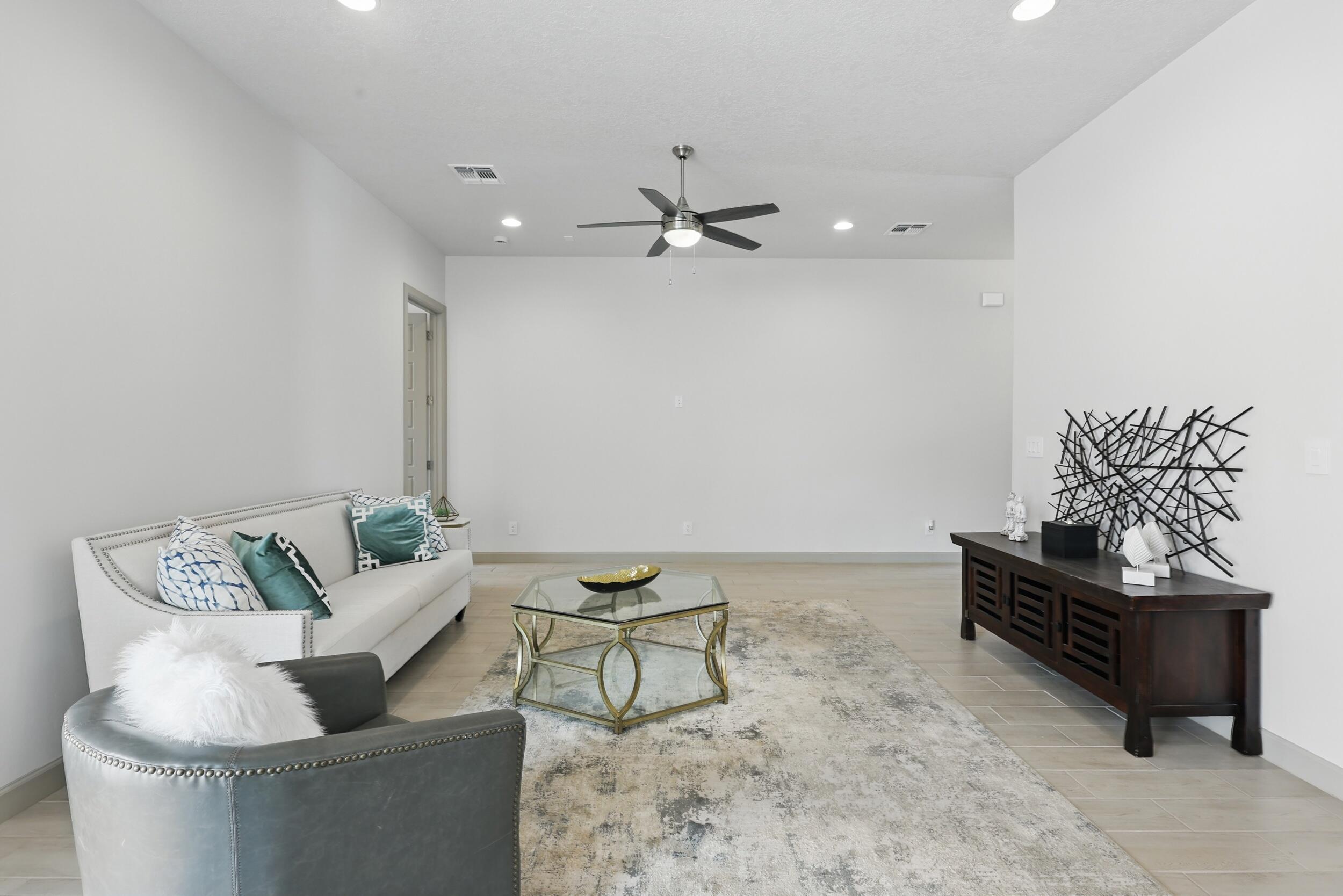 1712 TESORO Loop NW
