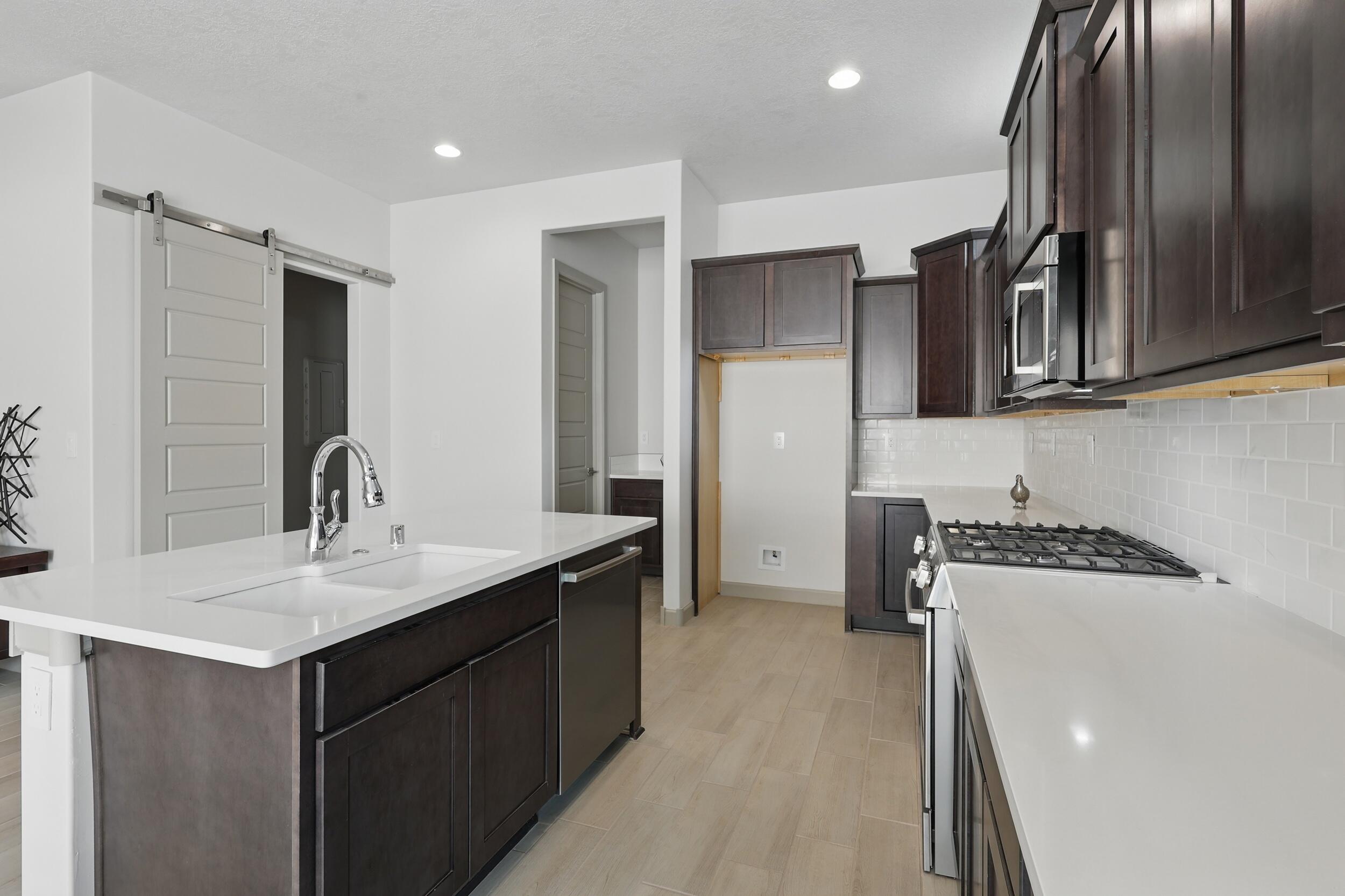 1712 TESORO Loop NW