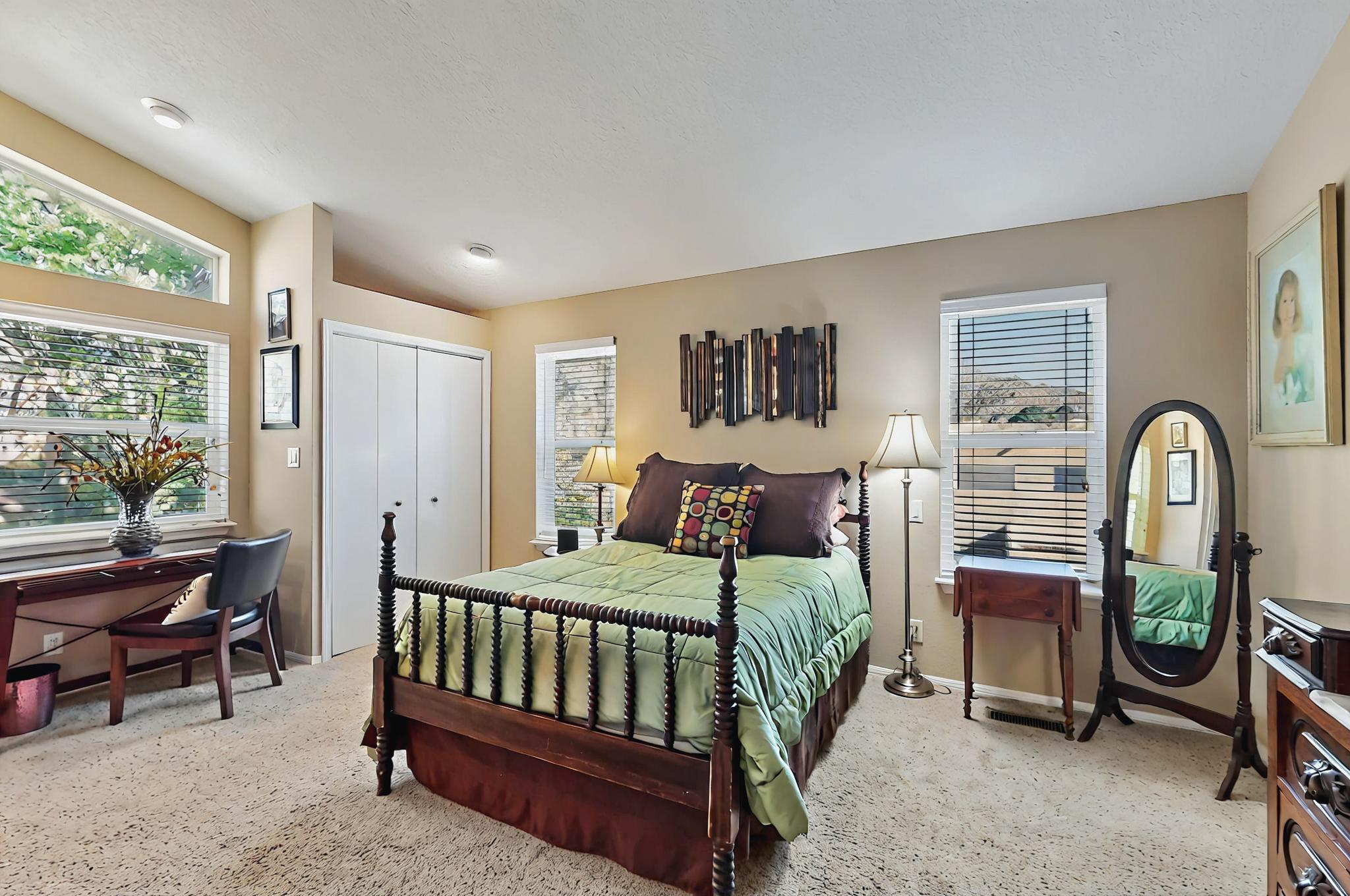 4912 CAMINO DE MONTE NE