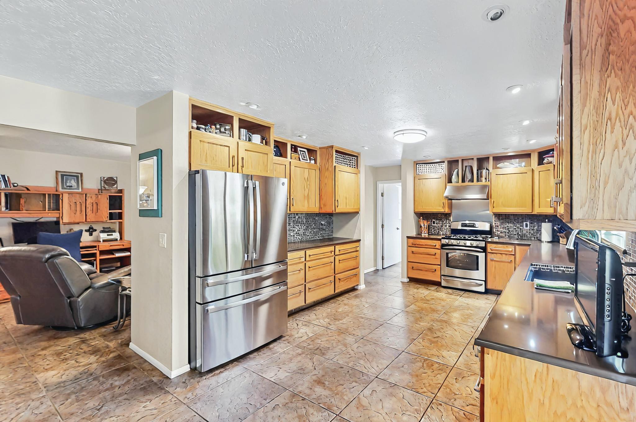 4912 CAMINO DE MONTE NE