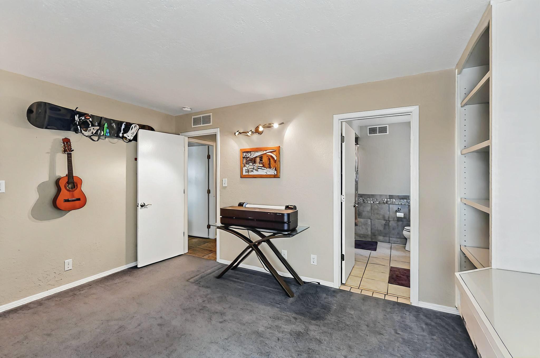 4912 CAMINO DE MONTE NE