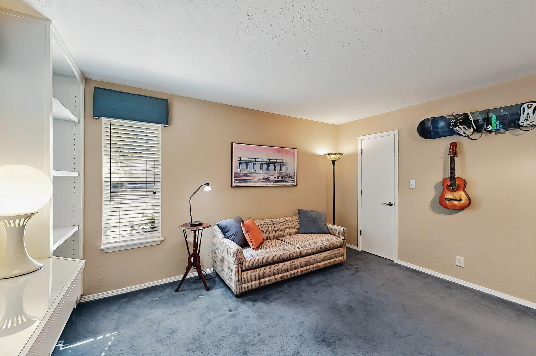 4912 CAMINO DE MONTE NE