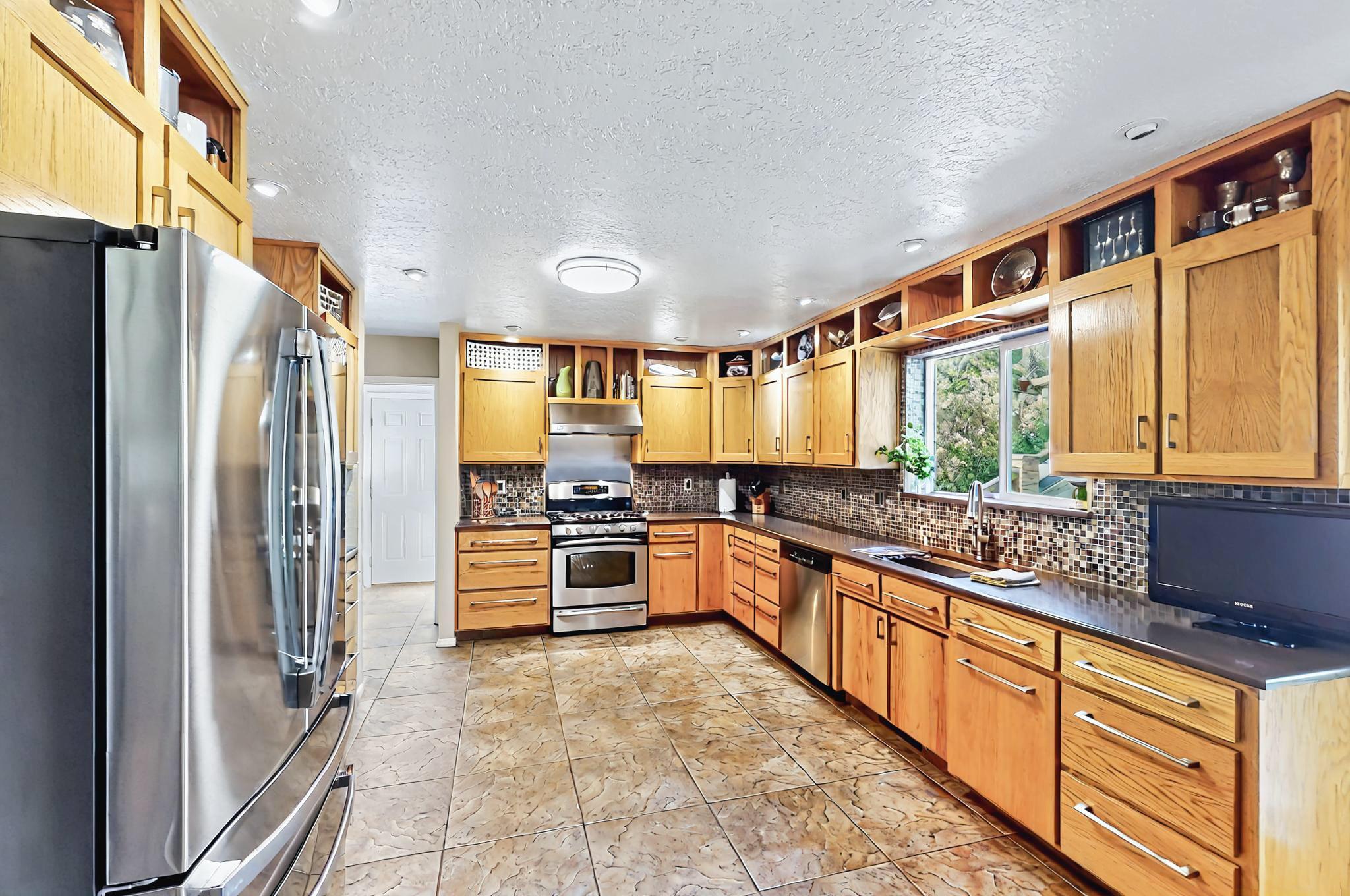 4912 CAMINO DE MONTE NE