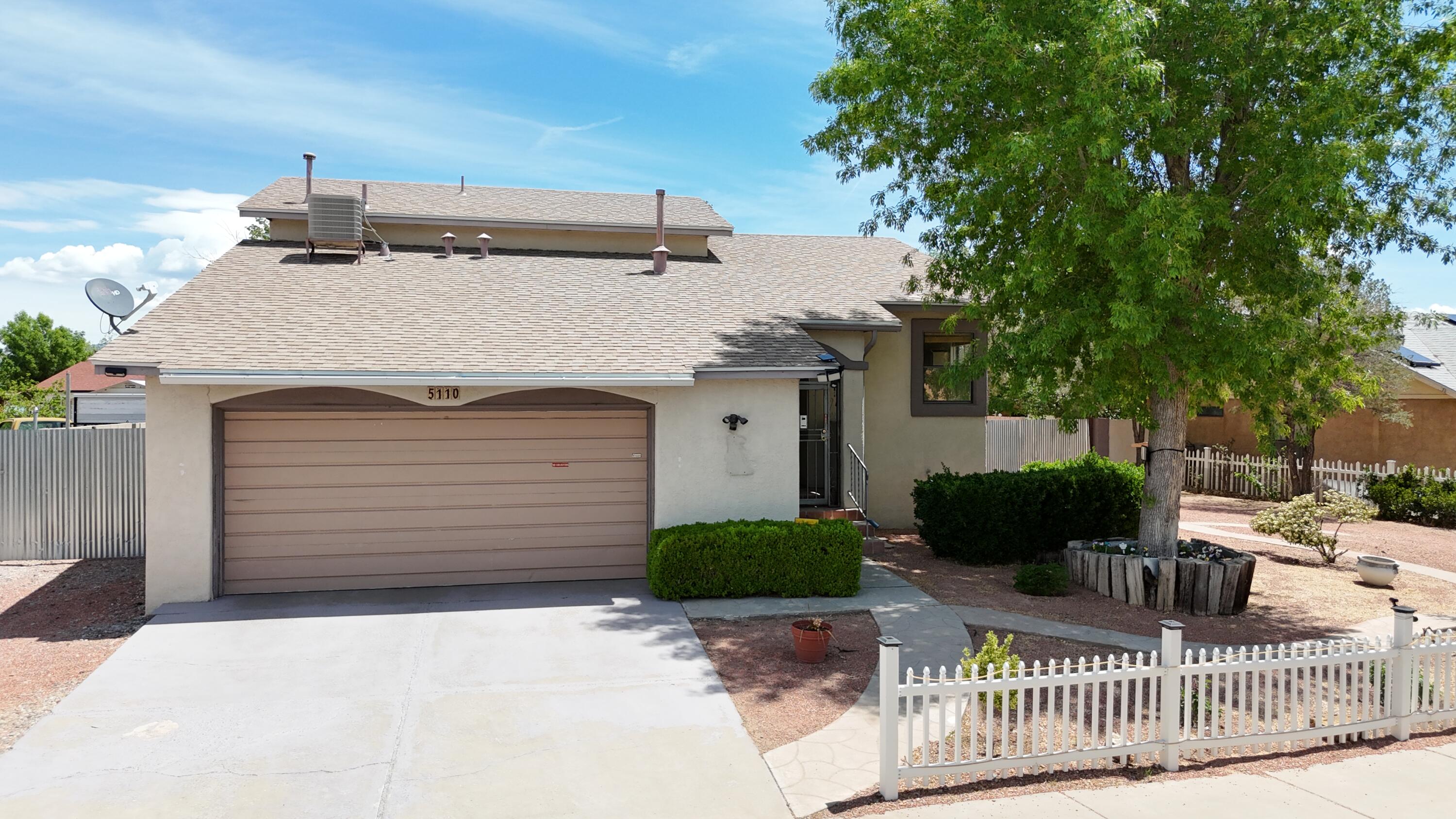 5110 Golondrina NW
