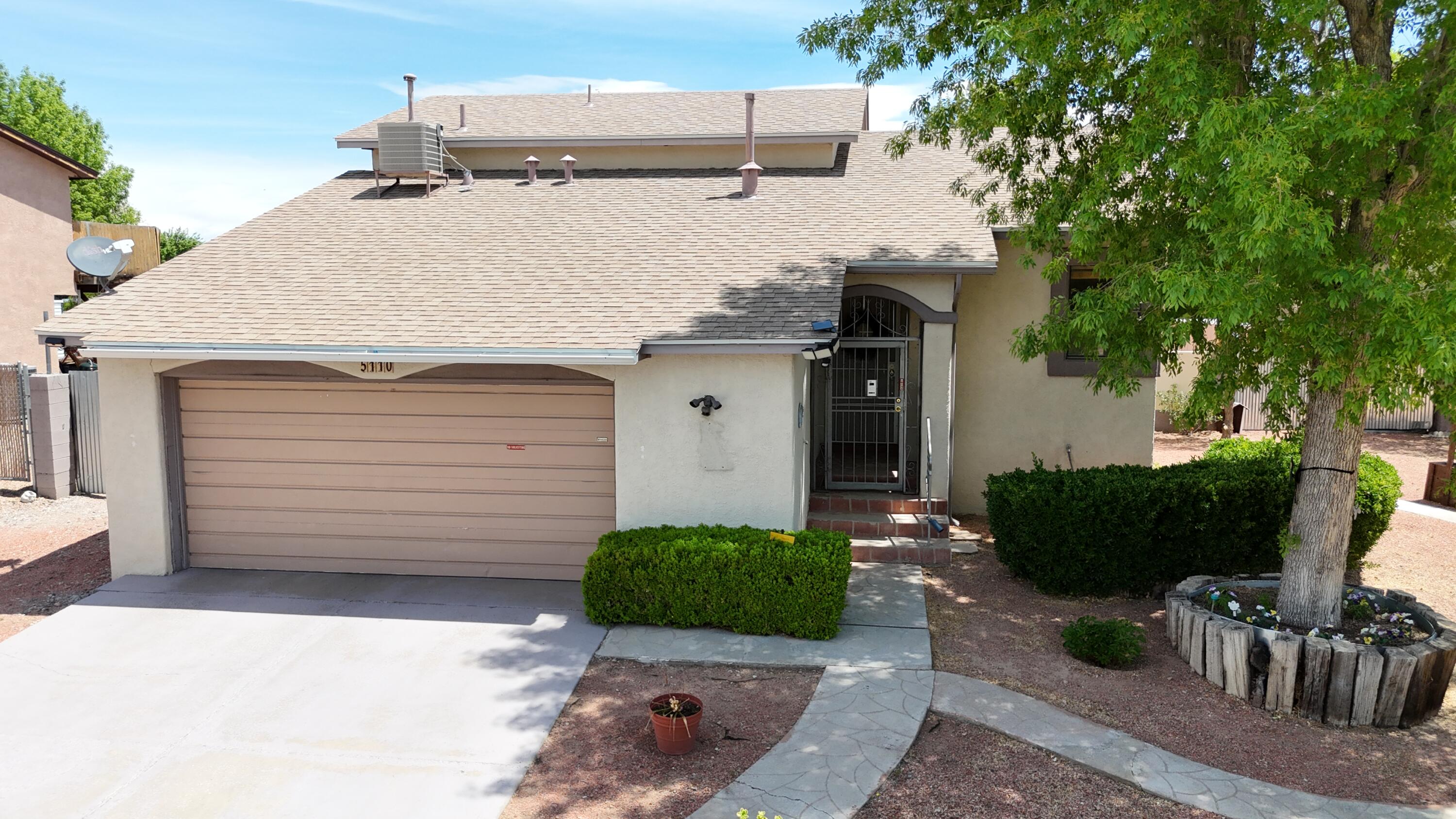 5110 Golondrina NW
