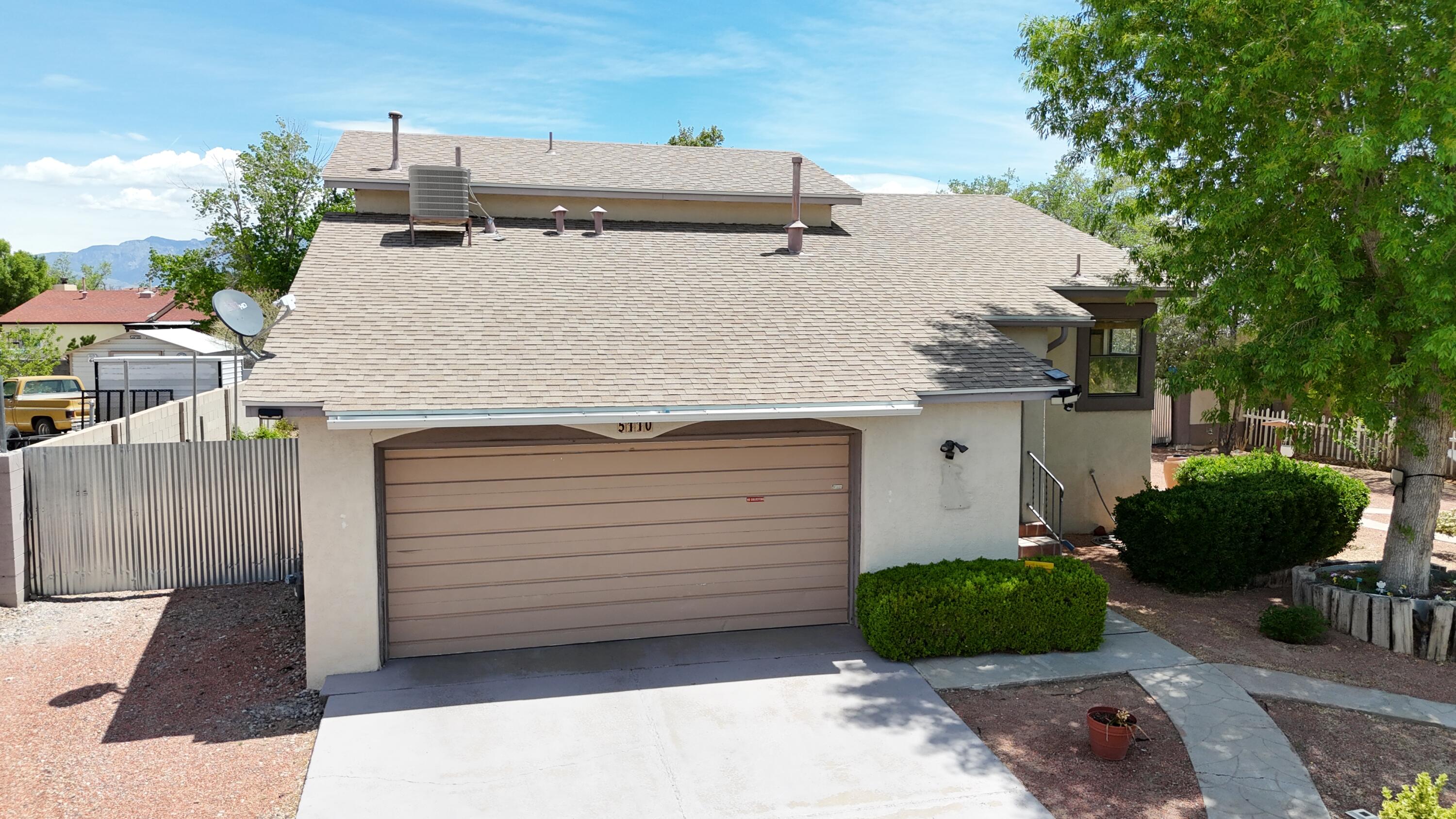 5110 Golondrina NW