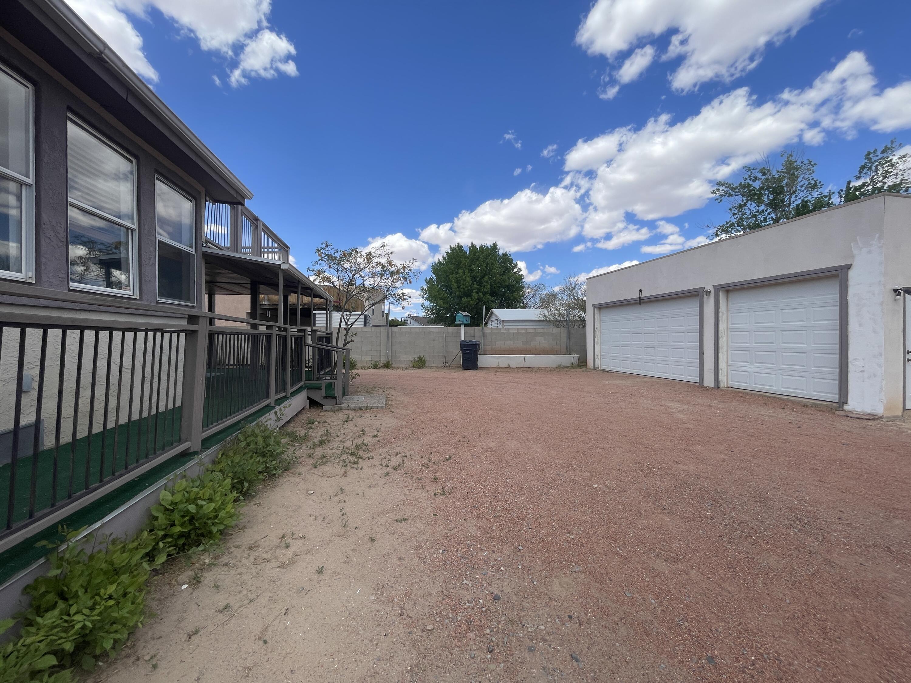5110 Golondrina NW