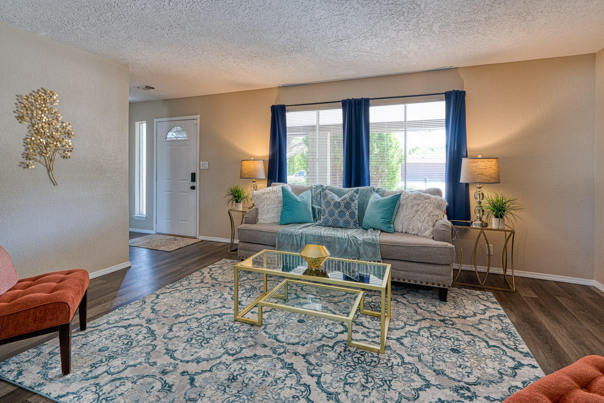 6421 Rosalind Drive NE