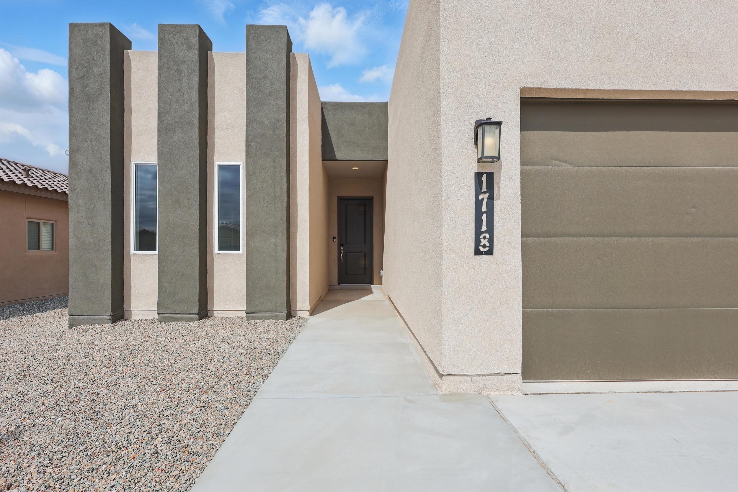 1718 TESORO Loop NW