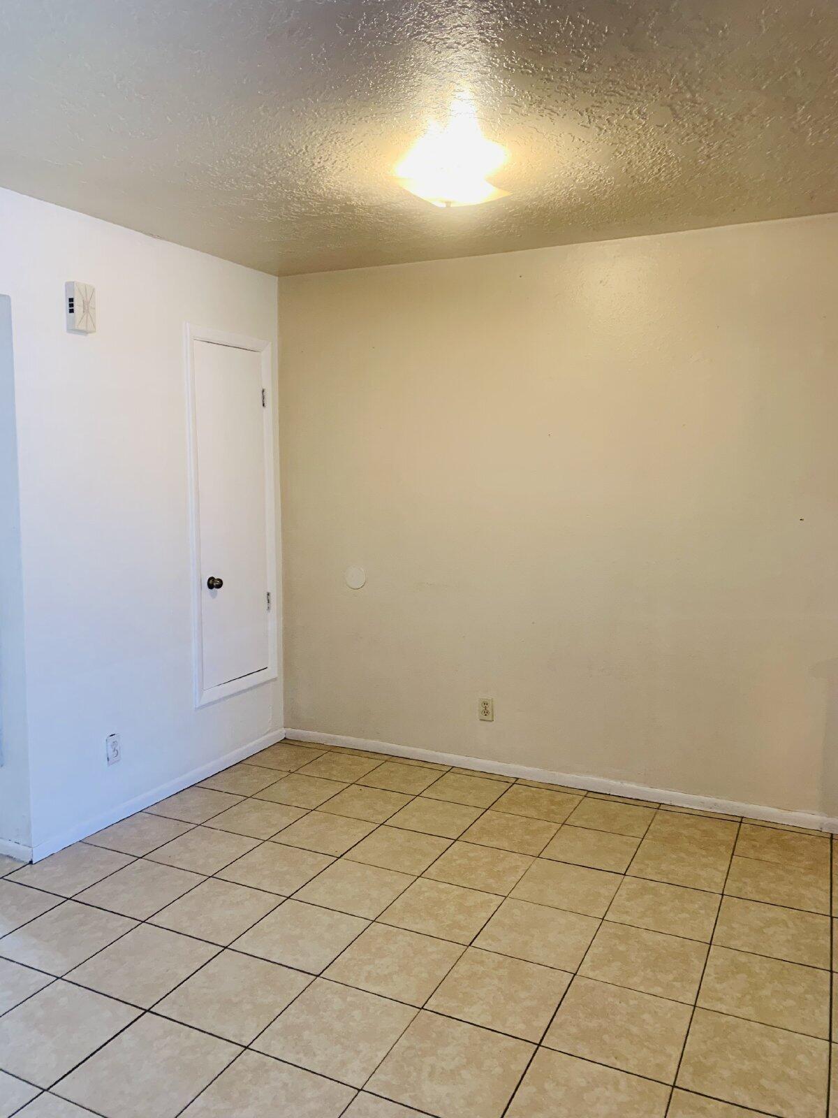 147 GENERAL ARNOLD Street NE