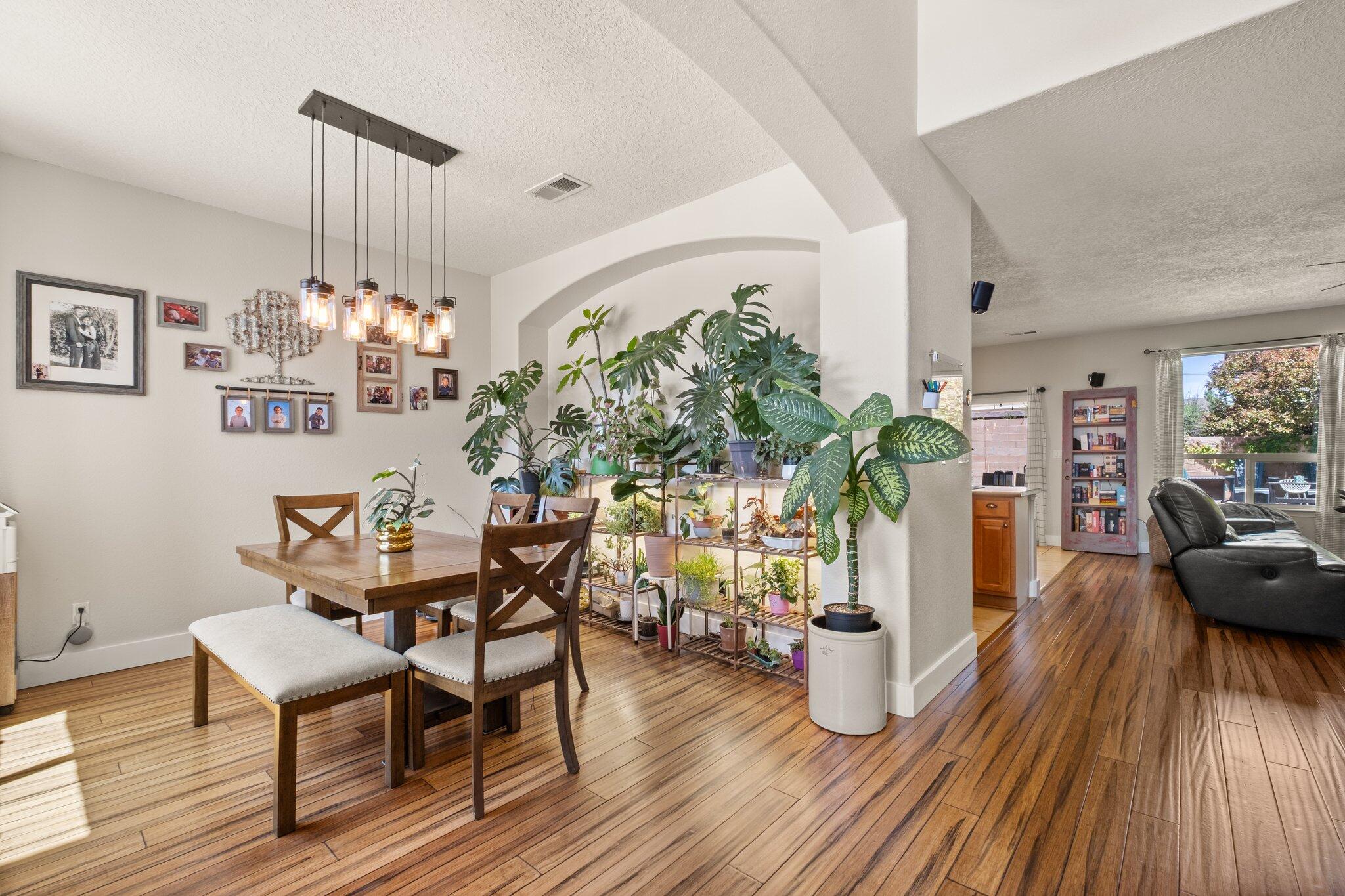 8167 VENTANA AZUL Avenue NW