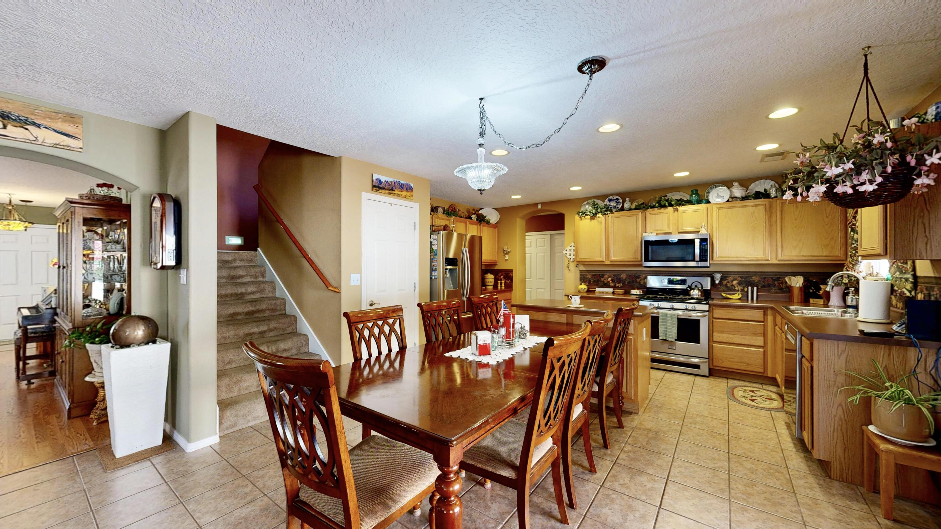 1080 CAPITAN Street NW