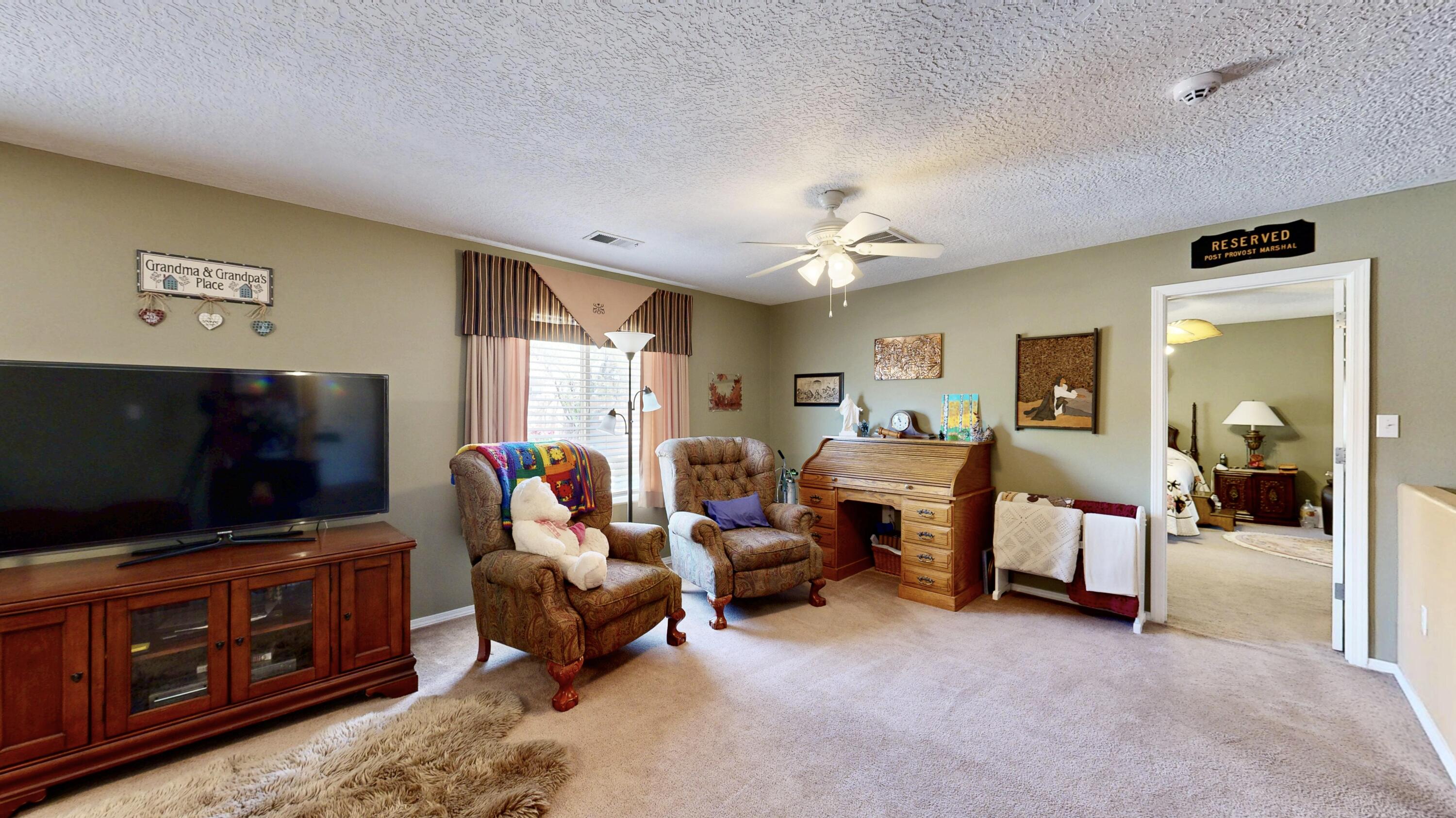 1080 CAPITAN Street NW