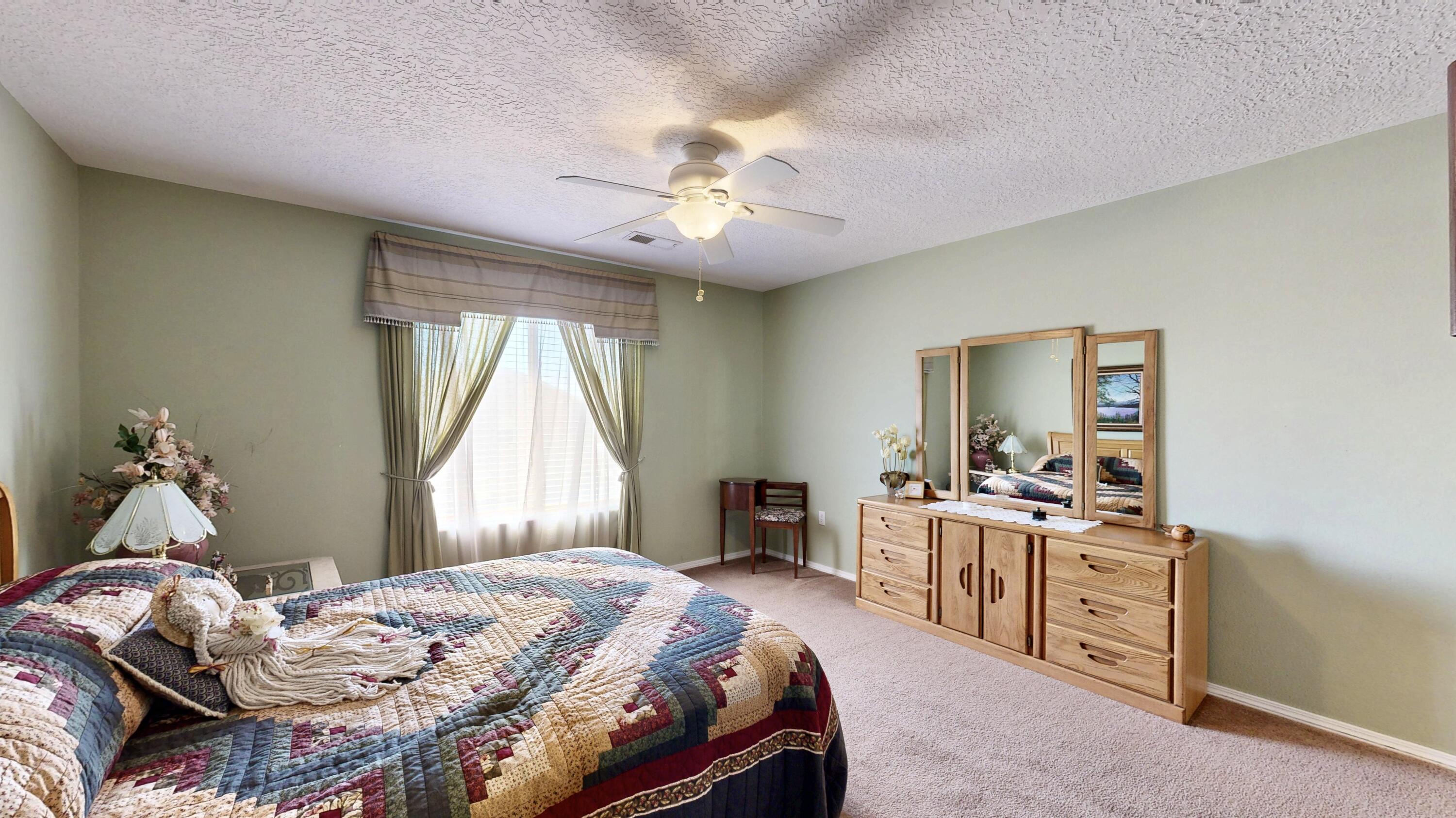 1080 CAPITAN Street NW