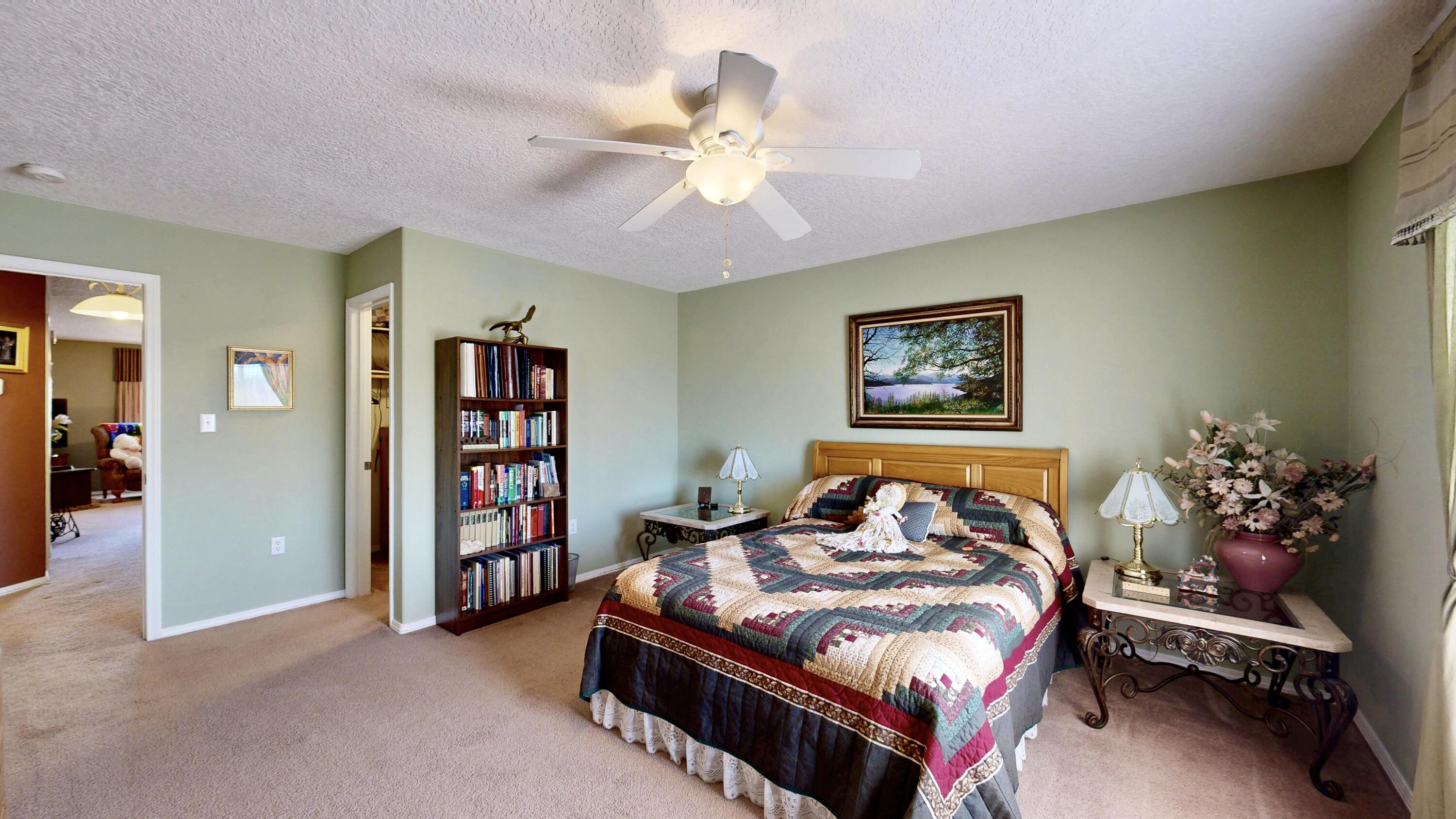 1080 CAPITAN Street NW