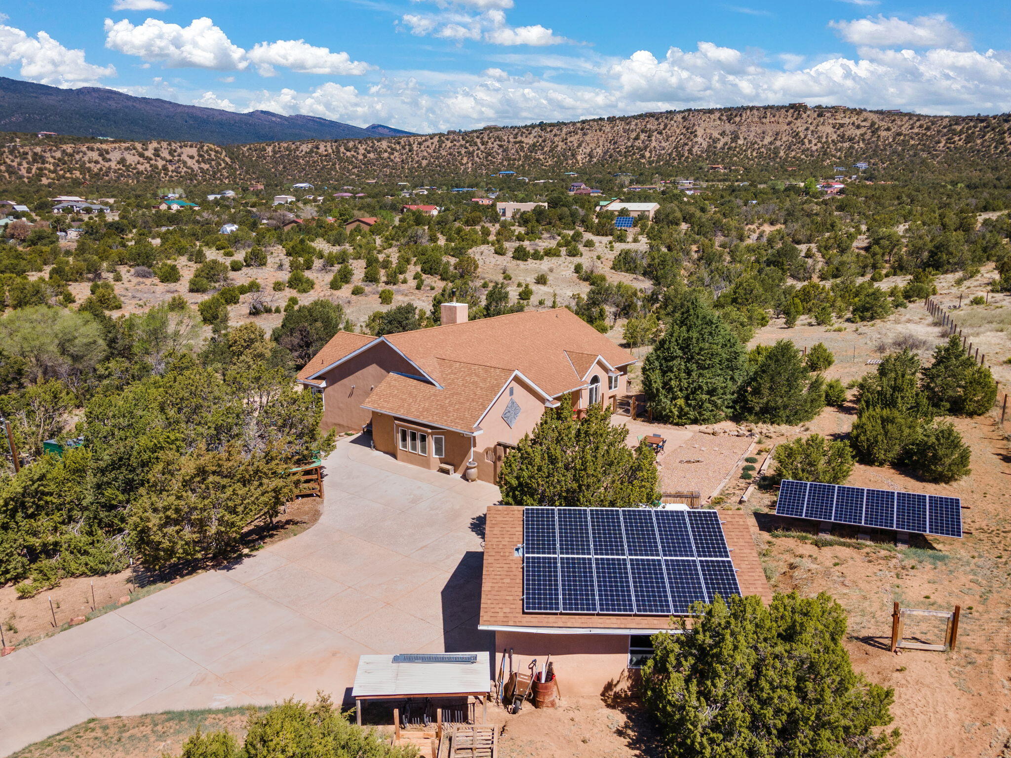 30 SHADE TREE Lane