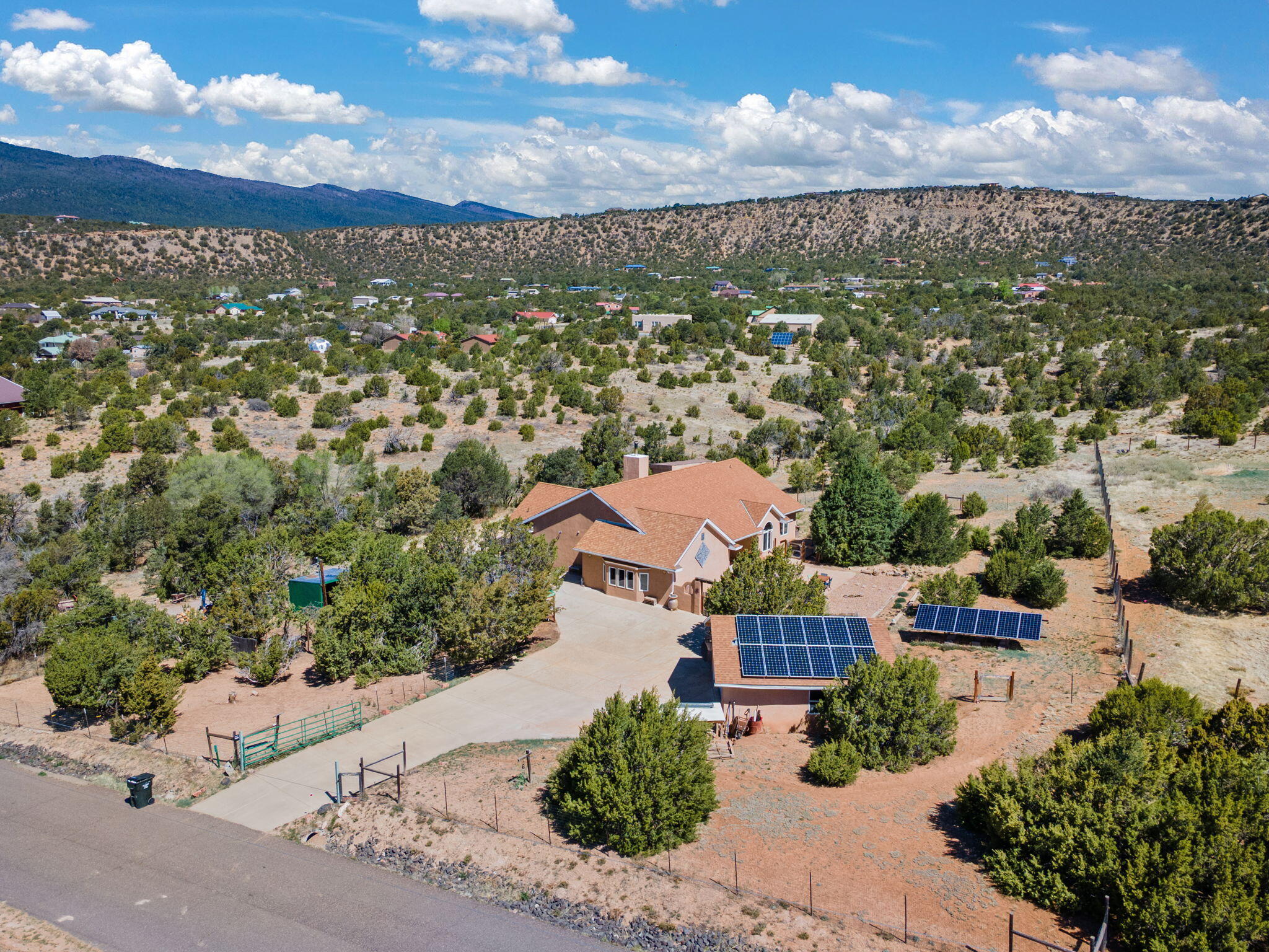 30 SHADE TREE Lane