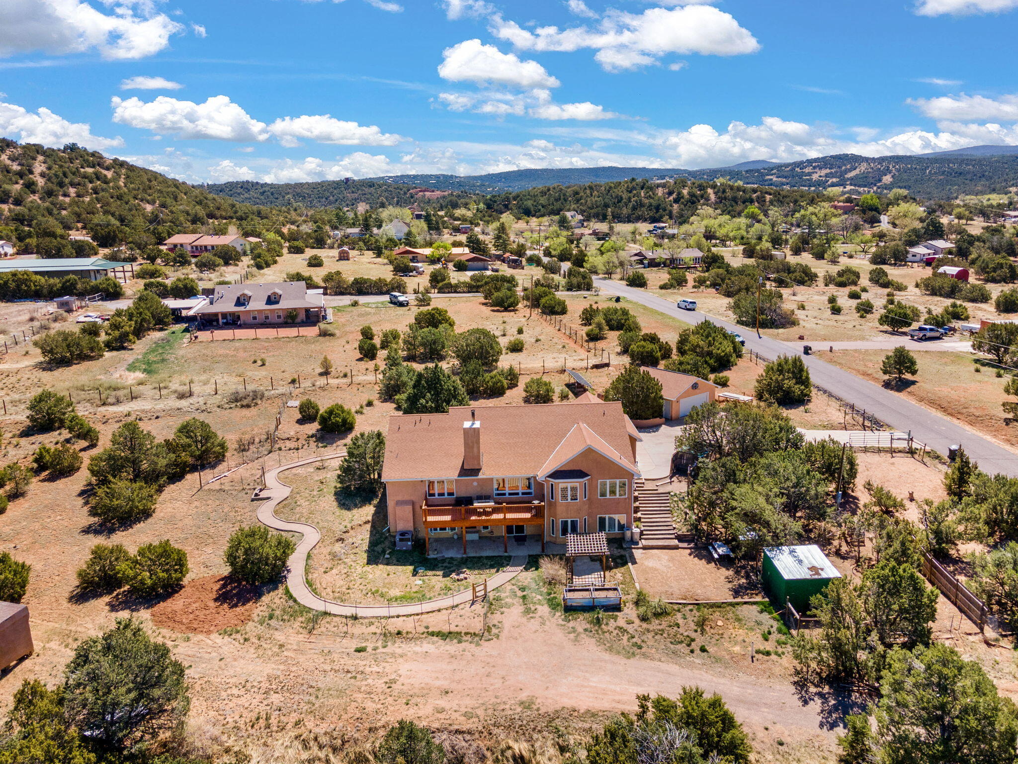 30 SHADE TREE Lane