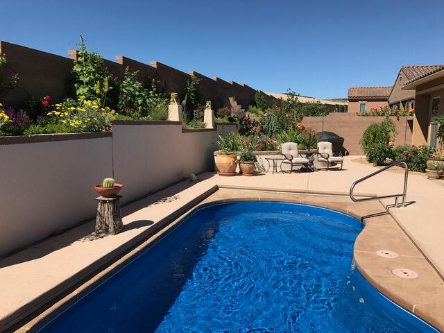 9300 IRON CREEK Lane NW