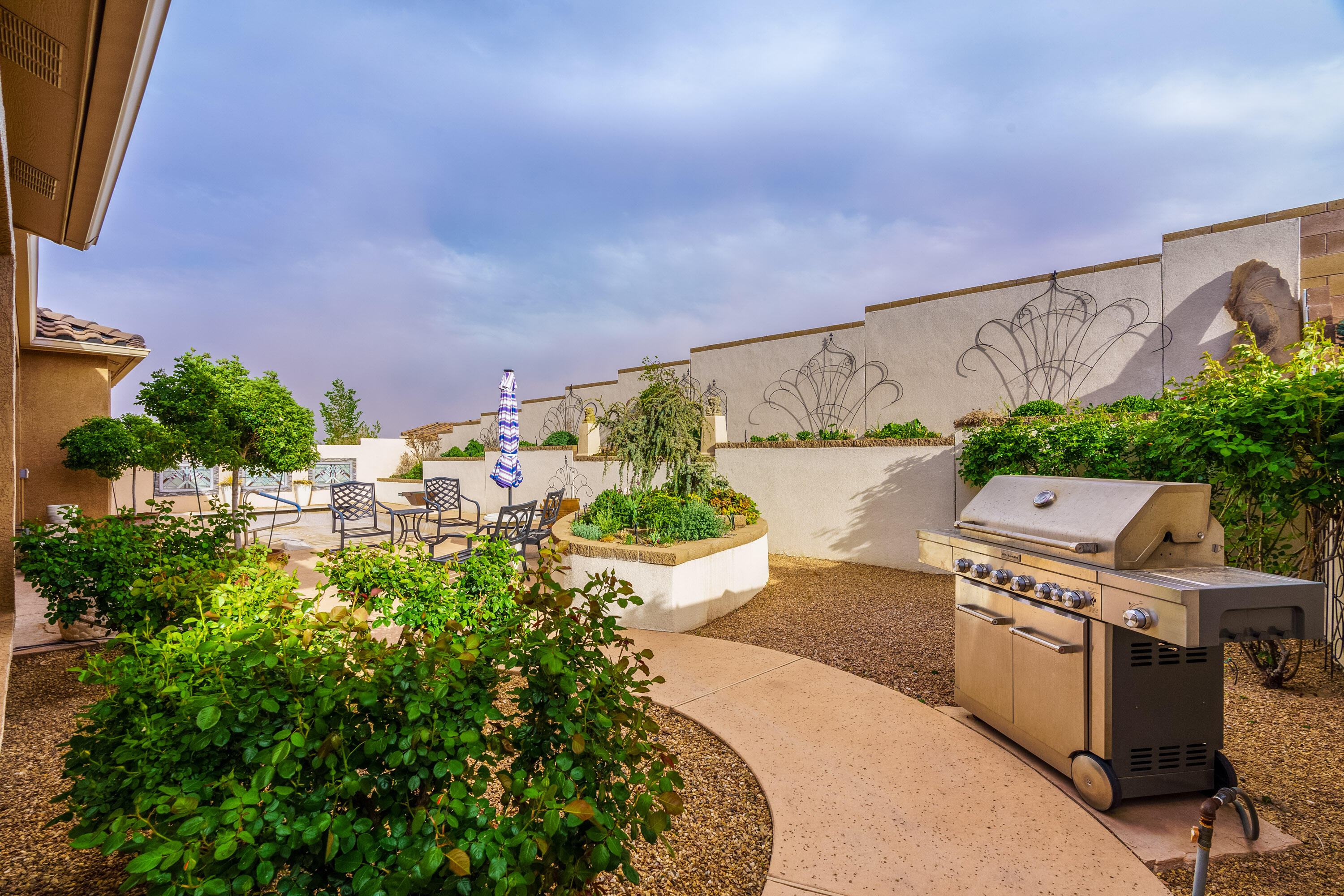 9300 IRON CREEK Lane NW