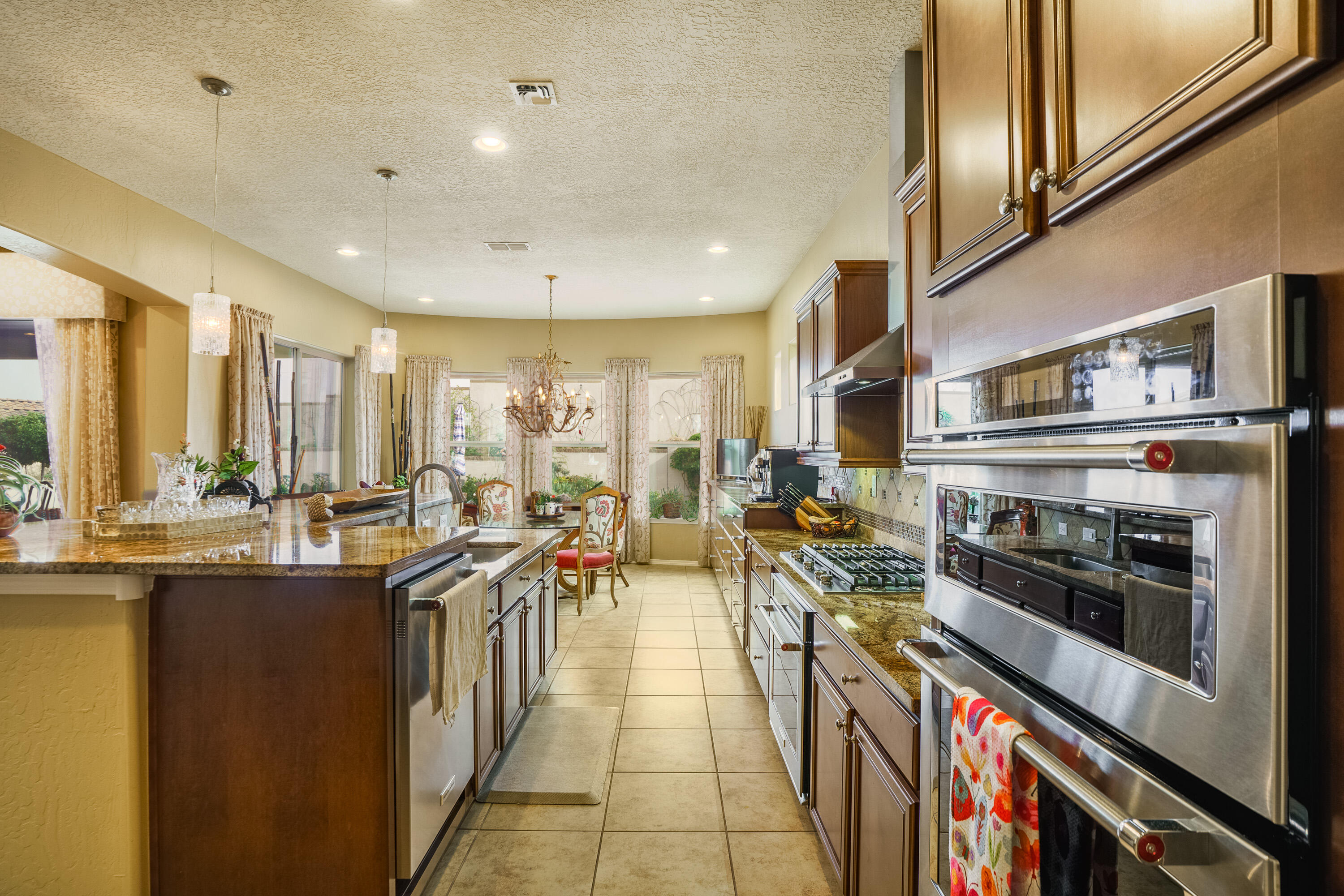 9300 IRON CREEK Lane NW