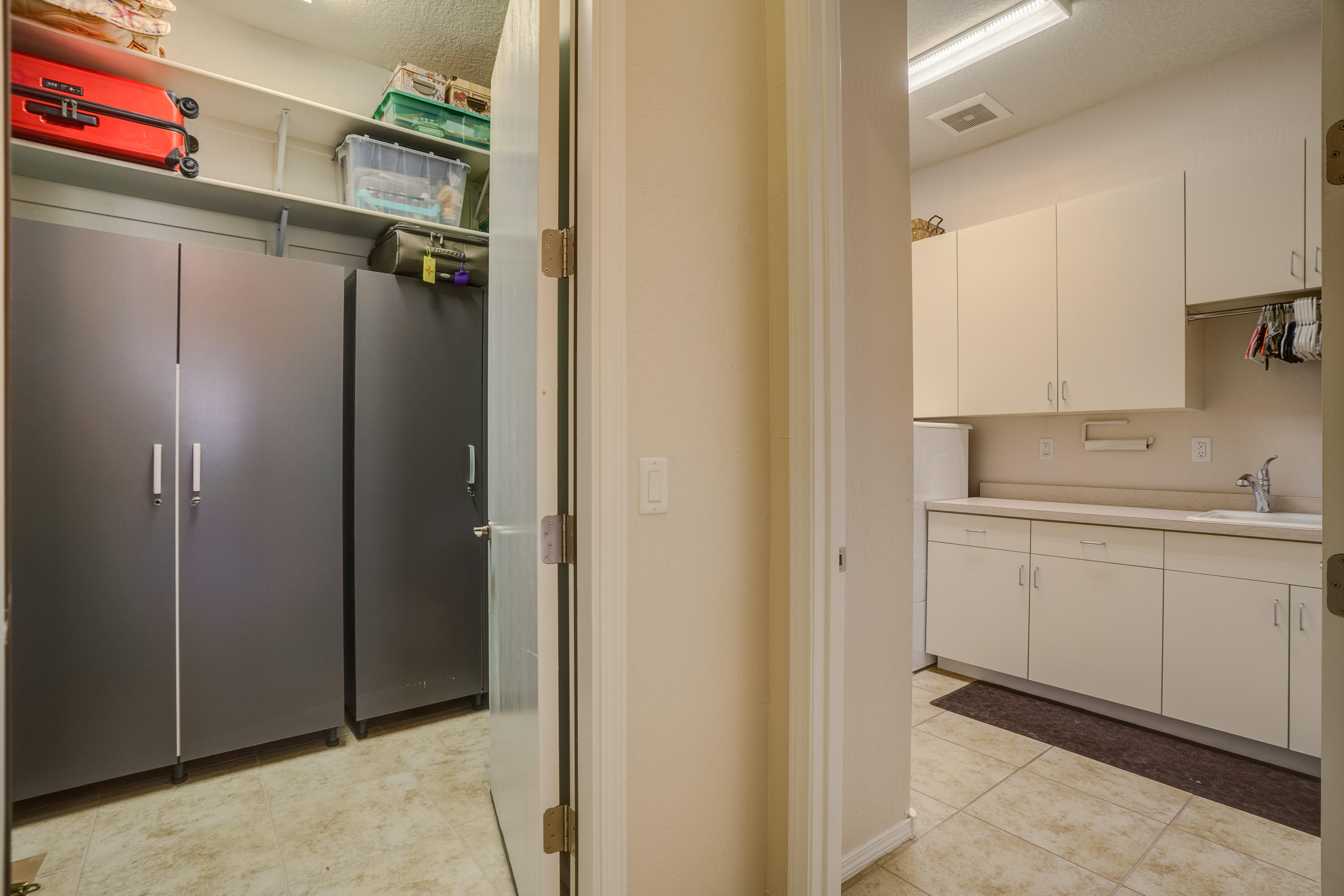 9300 IRON CREEK Lane NW