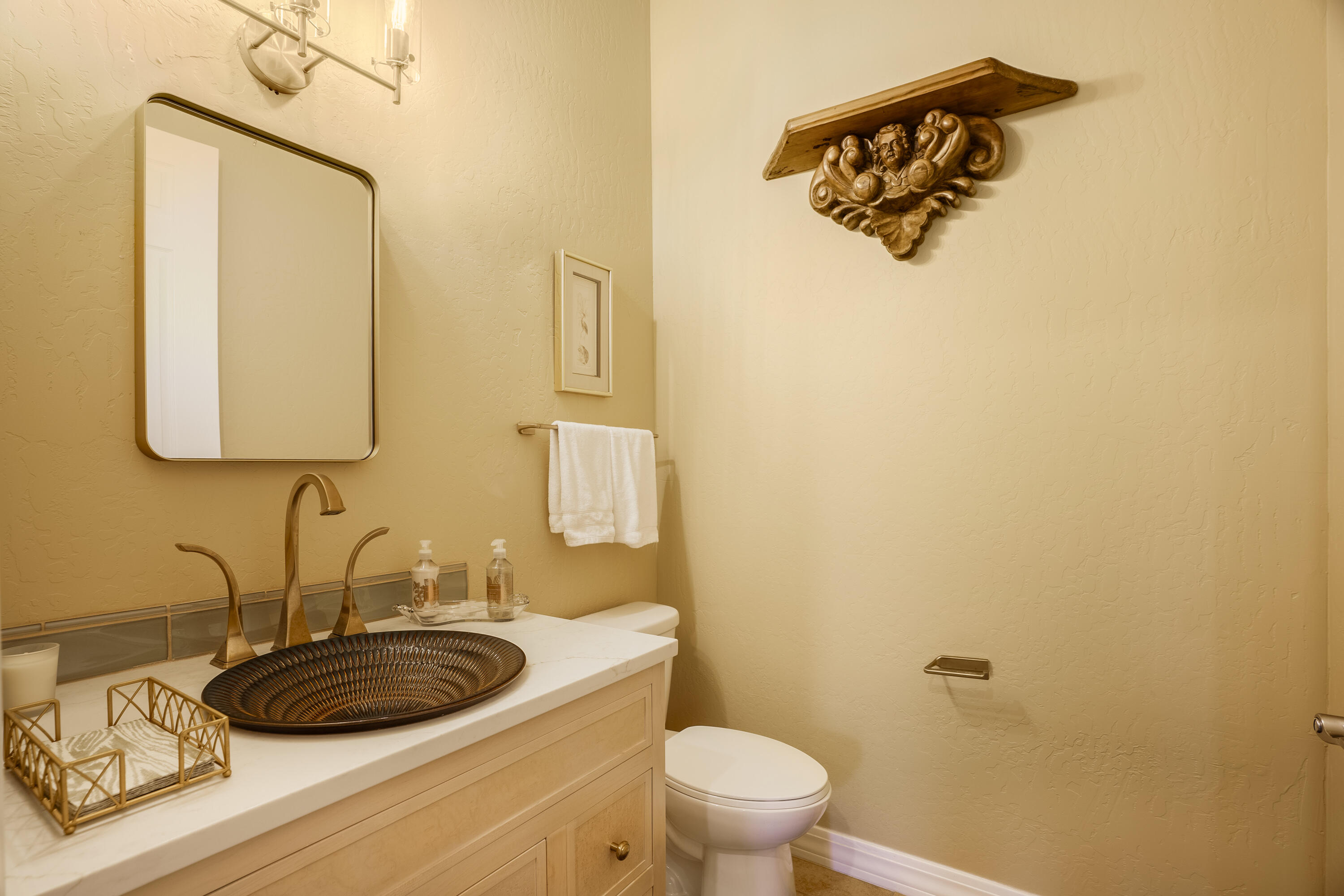 9300 IRON CREEK Lane NW