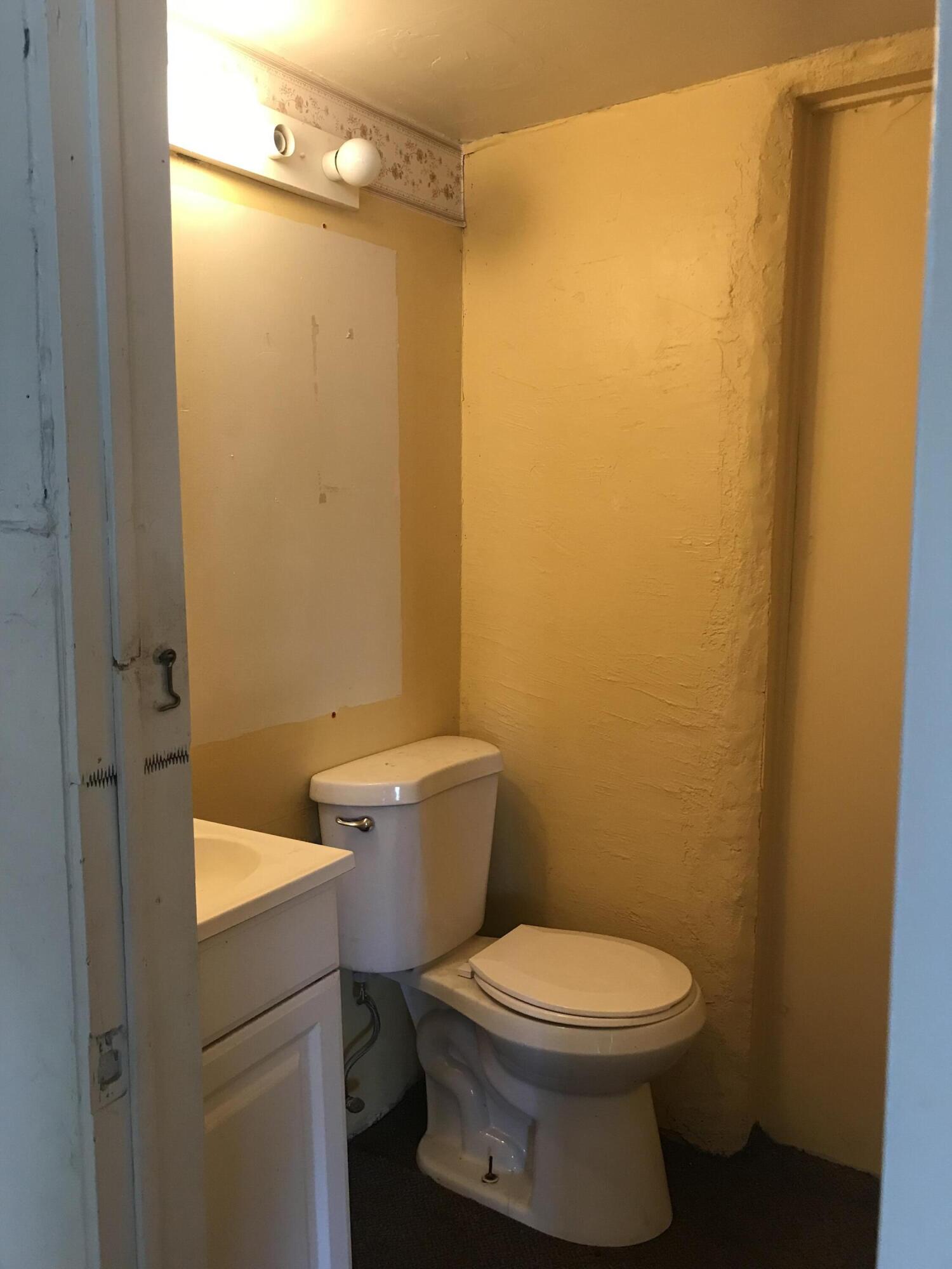 6403 COORS Boulevard SW