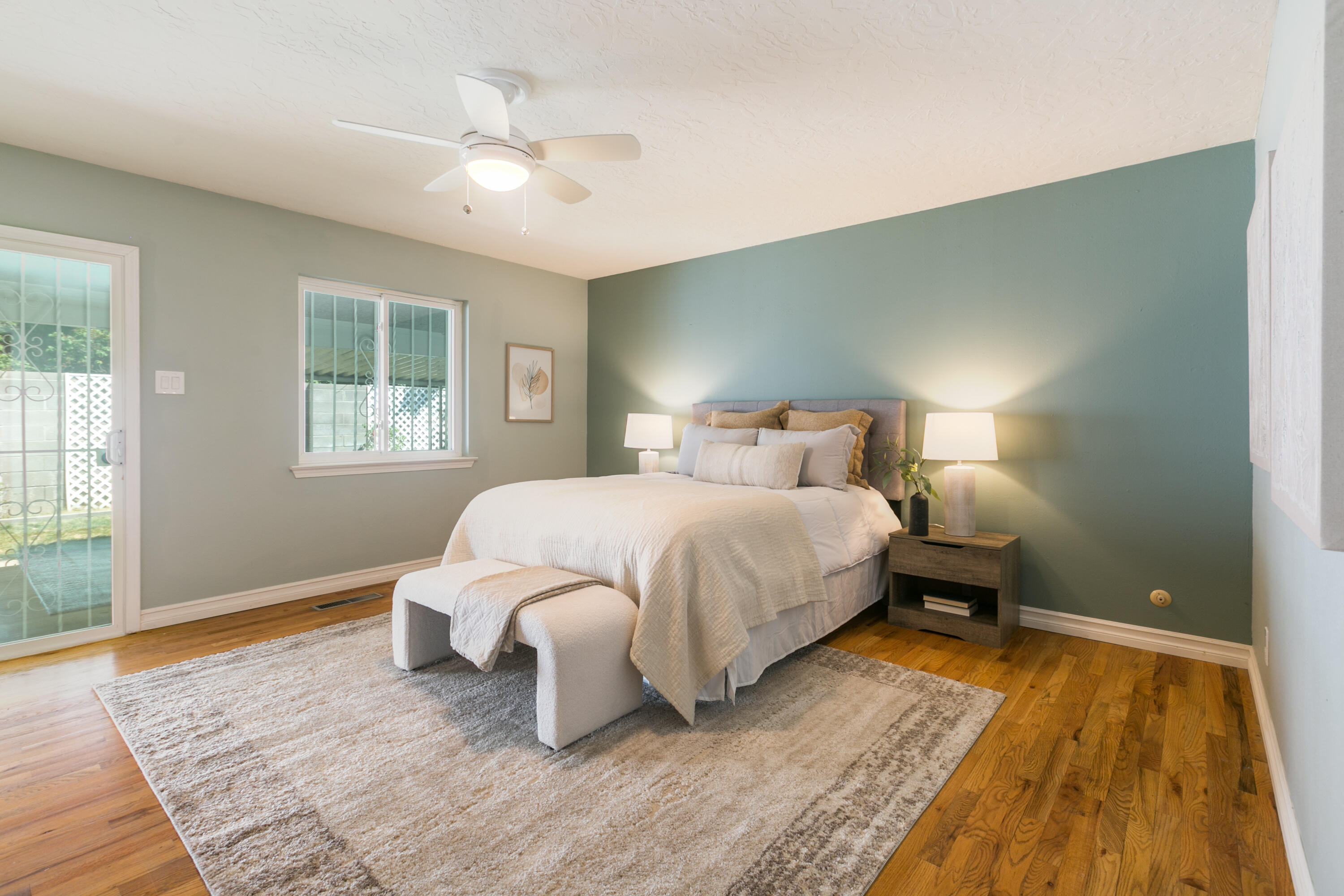 2908 INDIANA Street NE