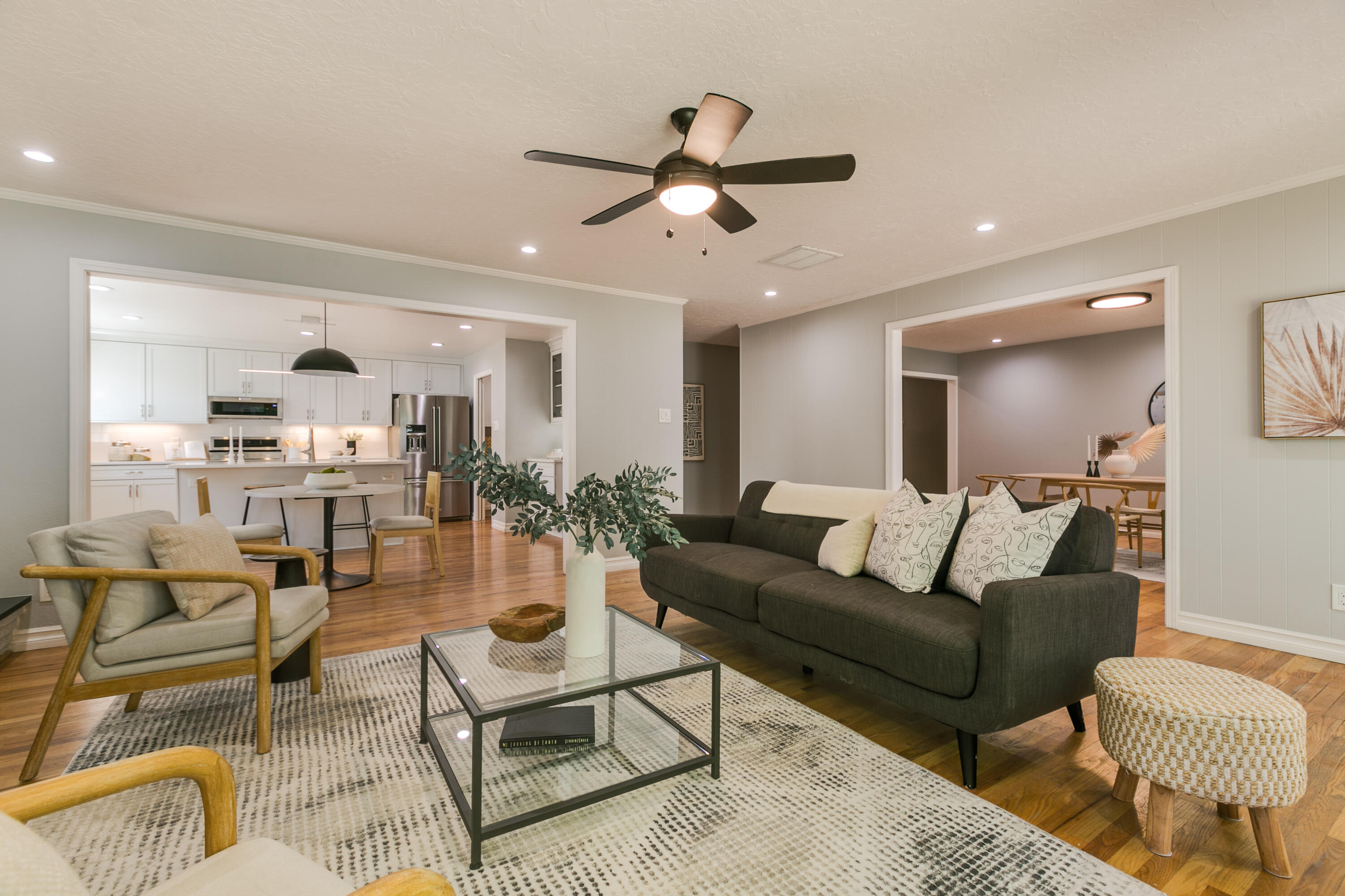 2908 INDIANA Street NE