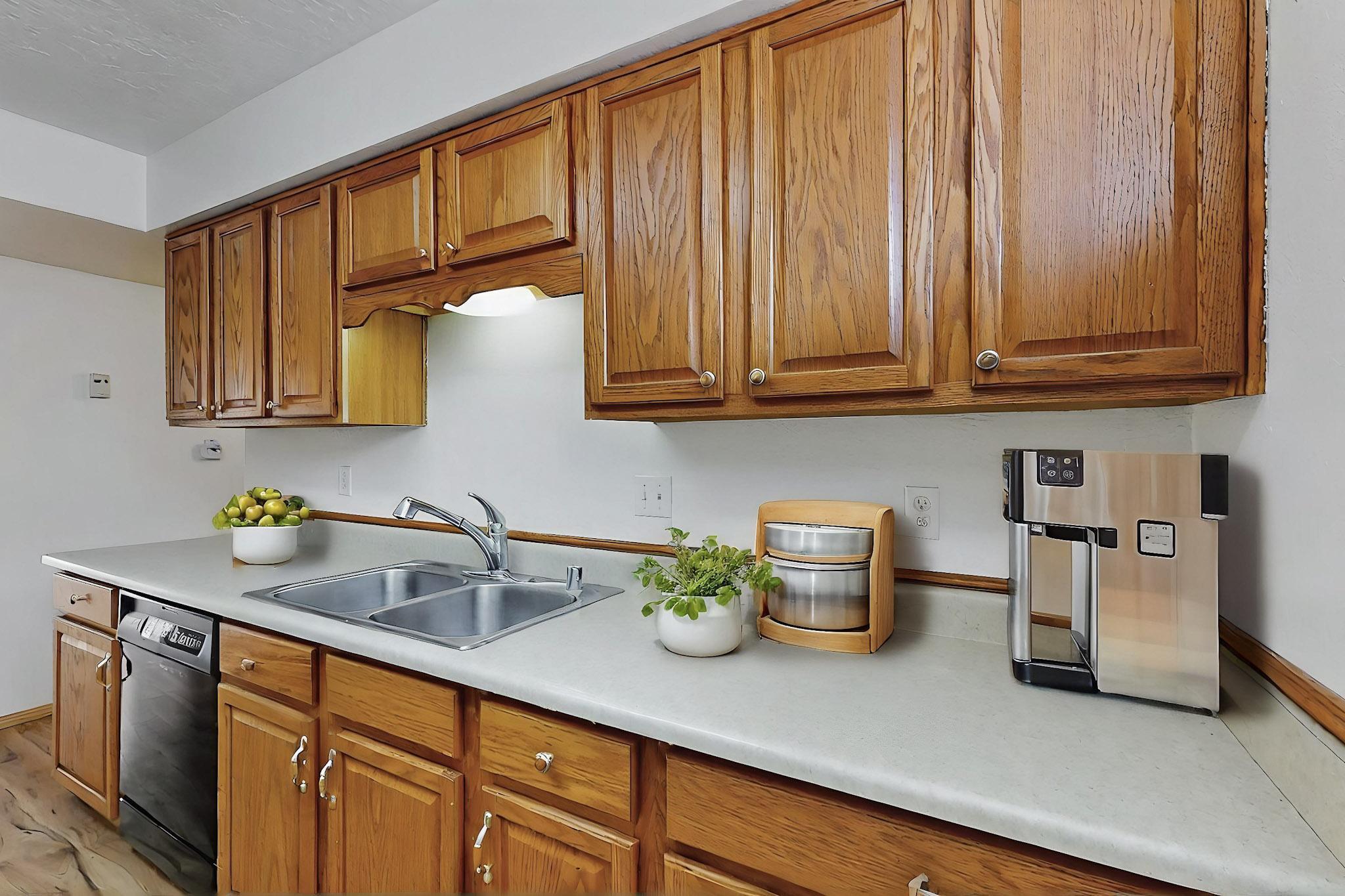 13224 MONARCH Drive NE