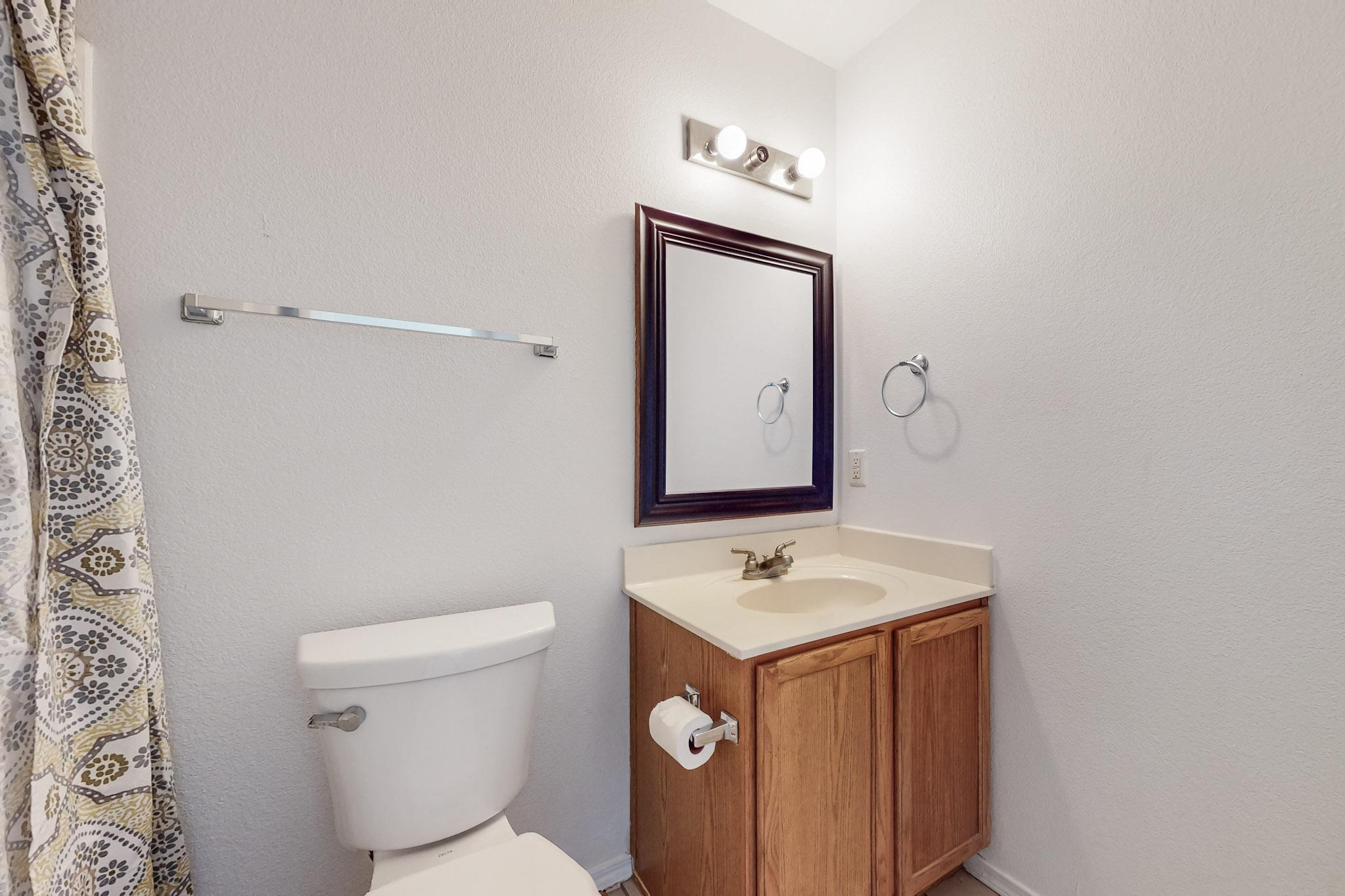 7105 HARTFORD HILLS Drive NE