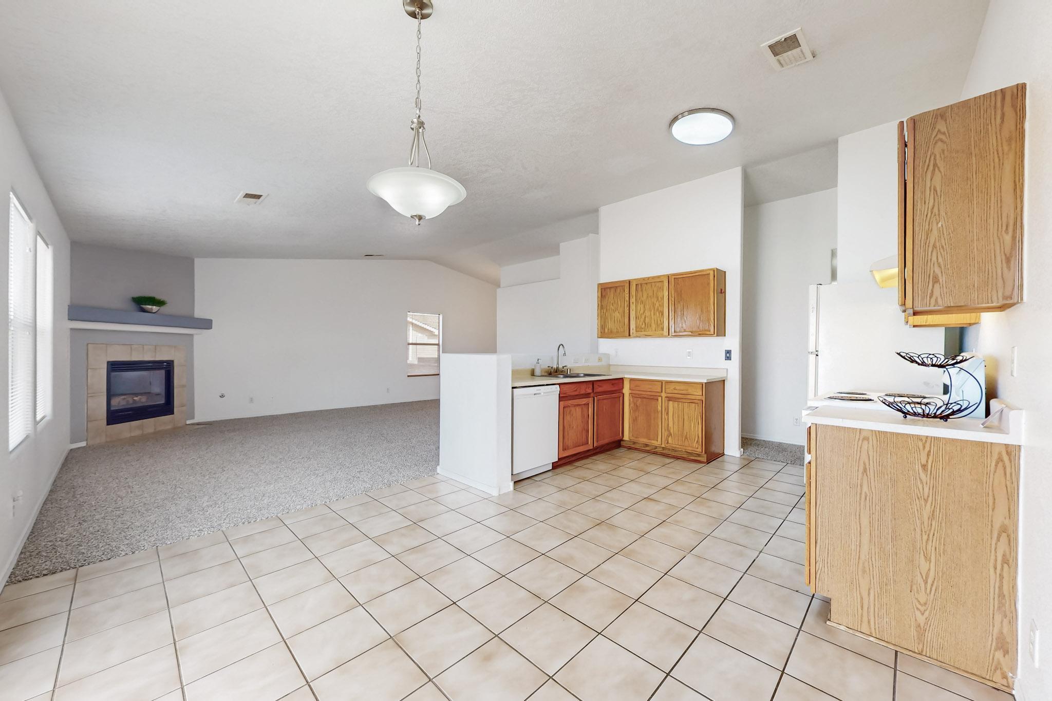 7105 HARTFORD HILLS Drive NE