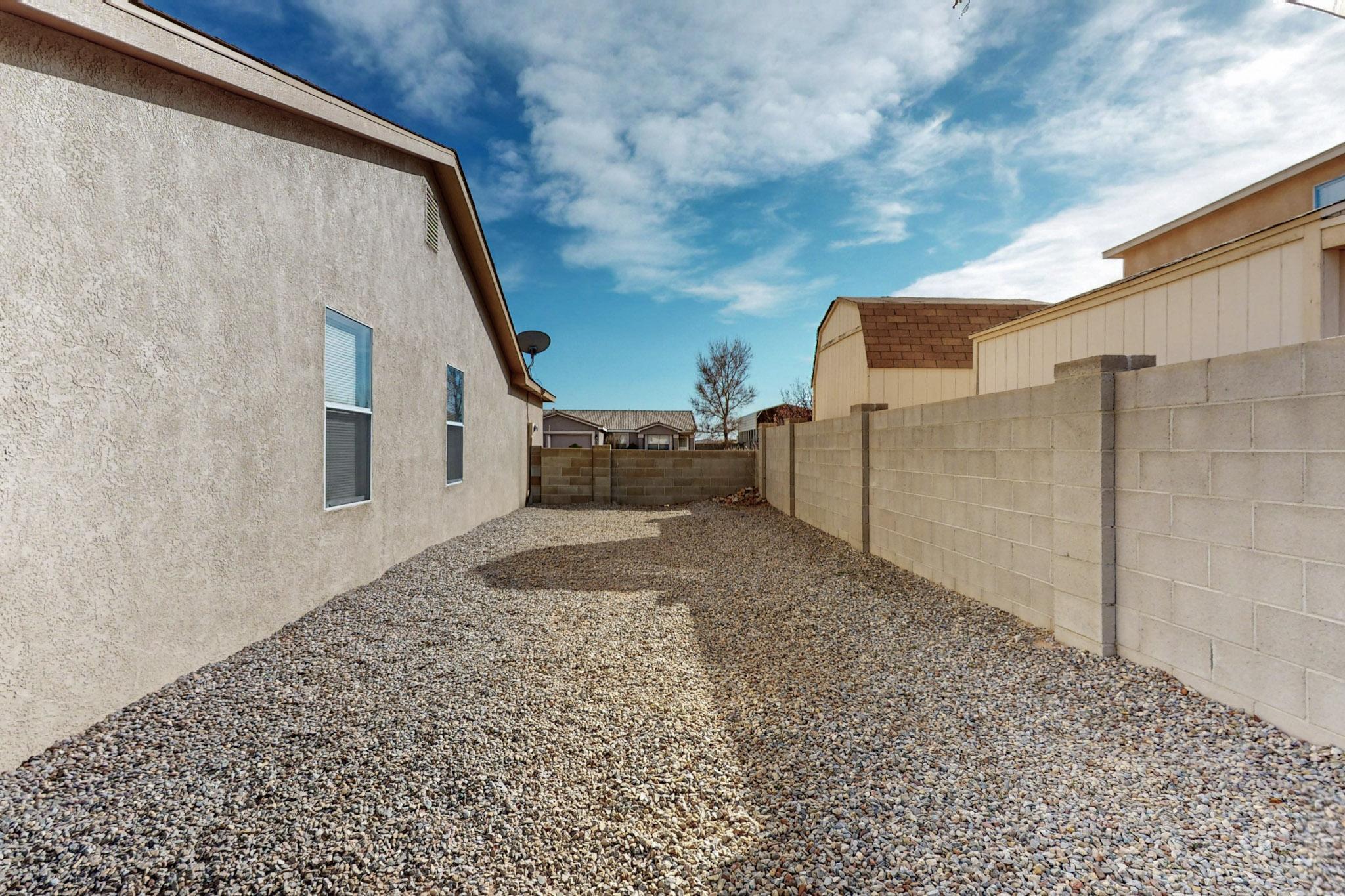 7105 HARTFORD HILLS Drive NE