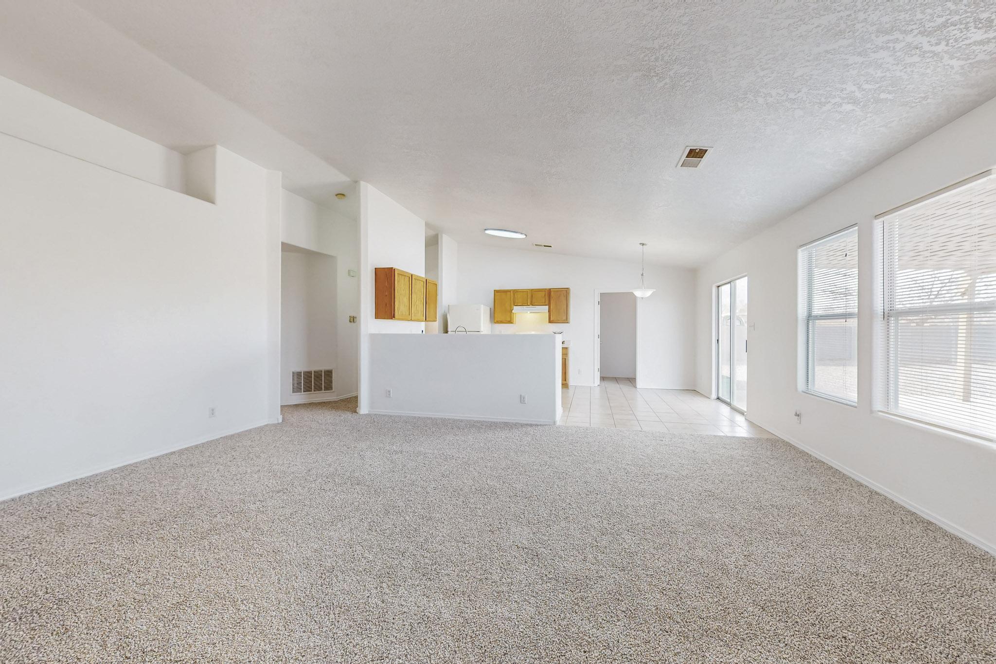 7105 HARTFORD HILLS Drive NE