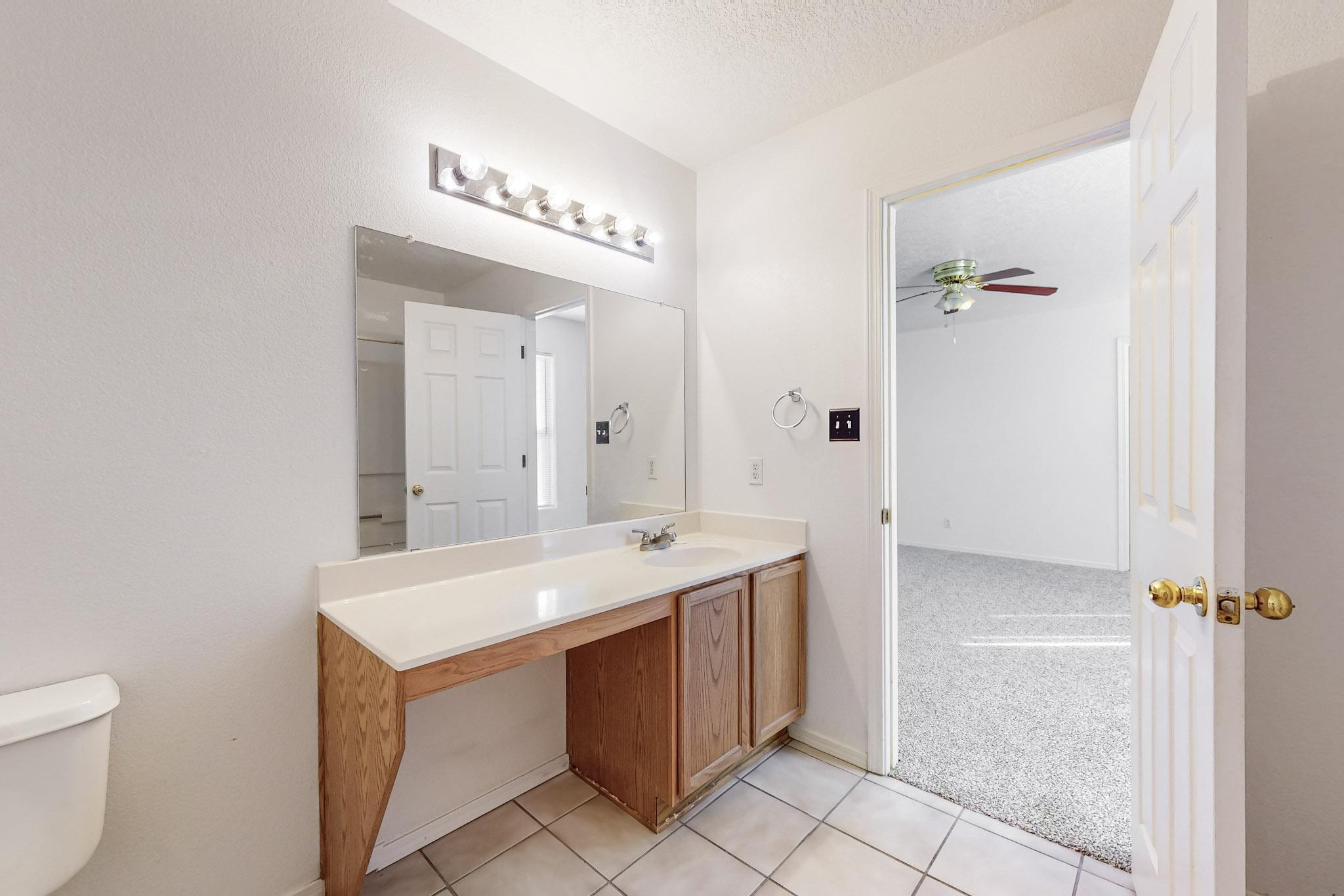 7105 HARTFORD HILLS Drive NE