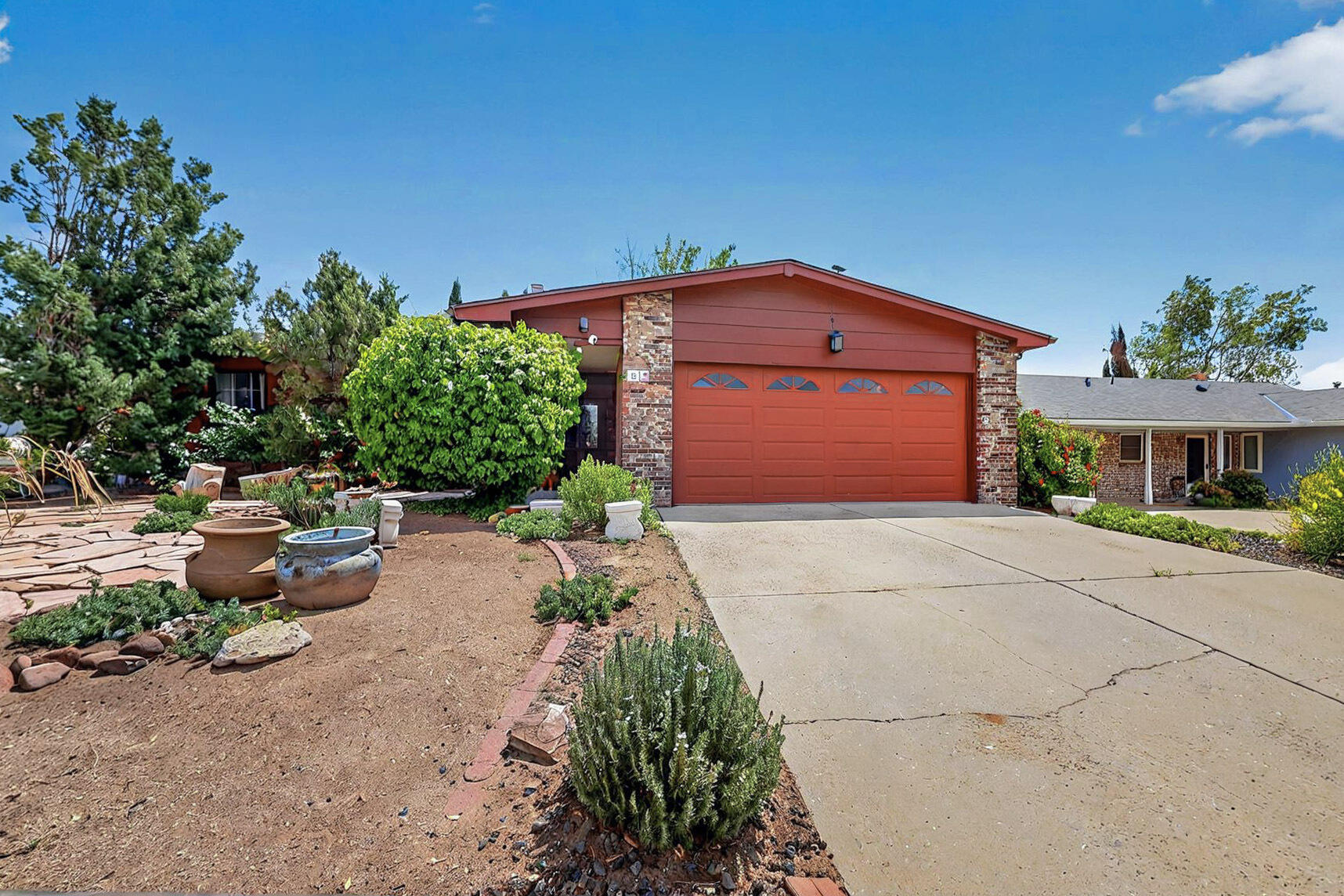 12120 Phoenix Avenue NE