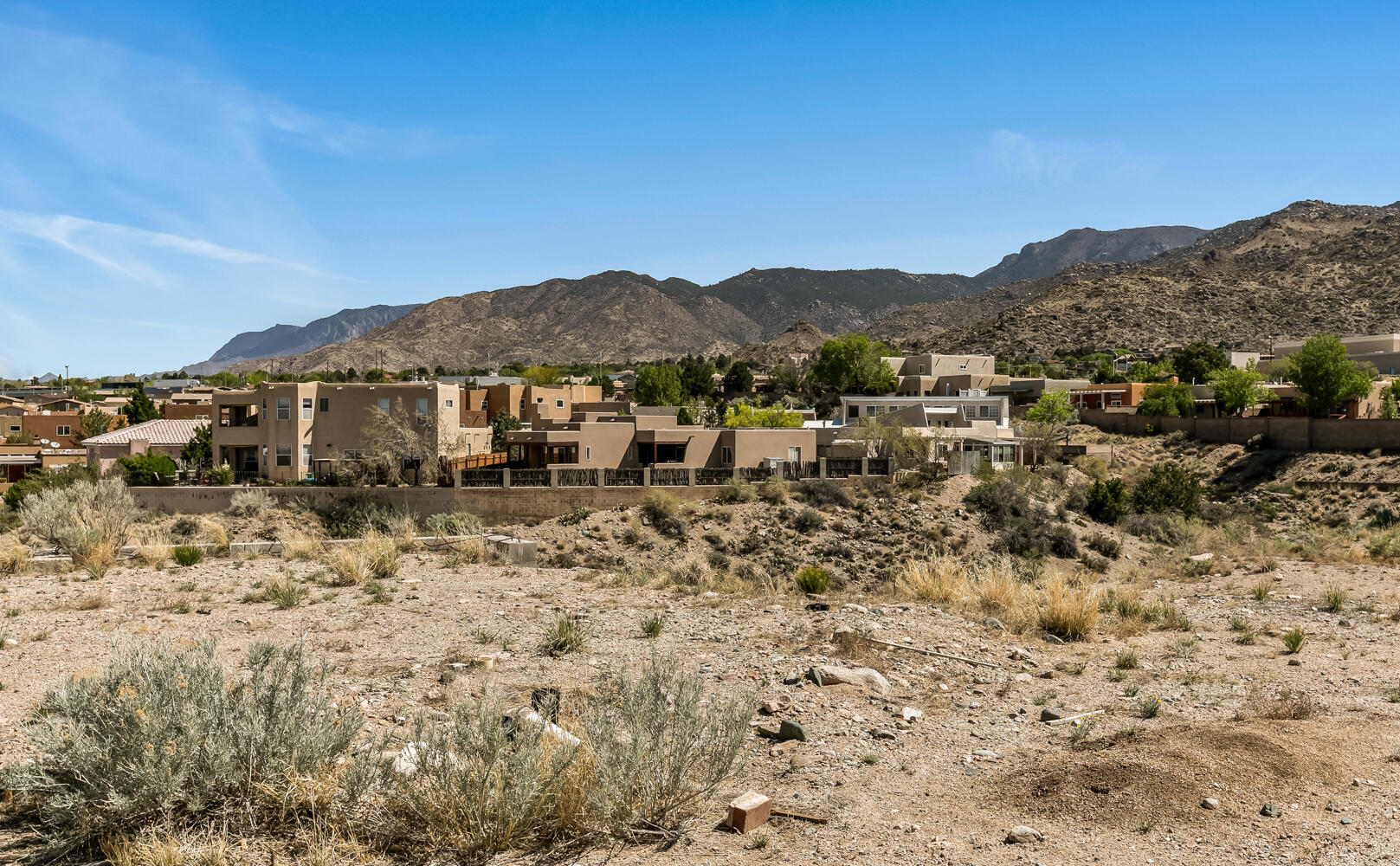 533 PINON CREEK Road SE