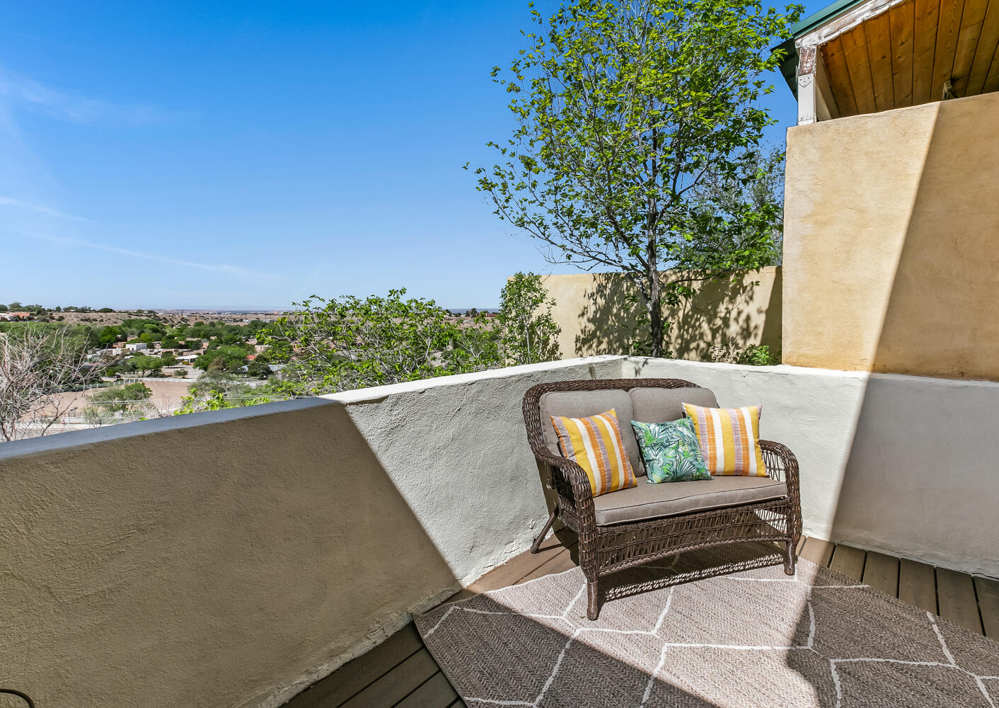 533 PINON CREEK Road SE
