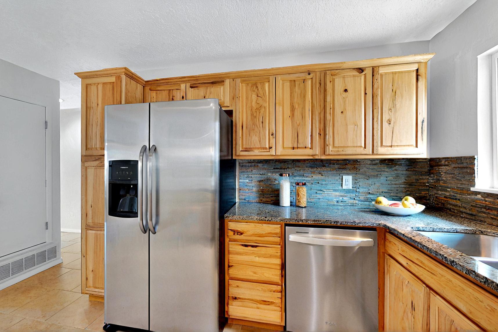 4604 SHERWOOD Street NE