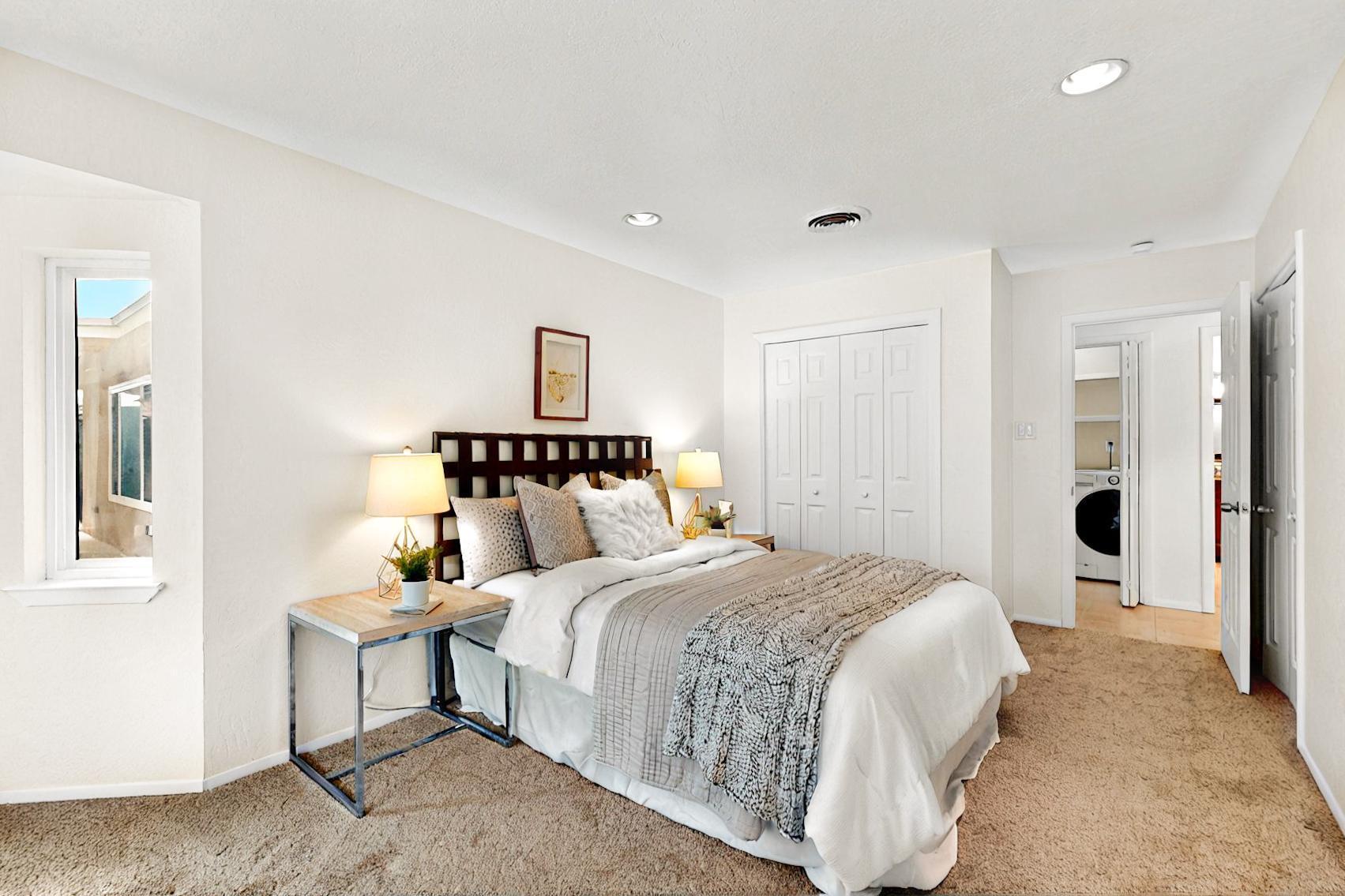 4604 SHERWOOD Street NE