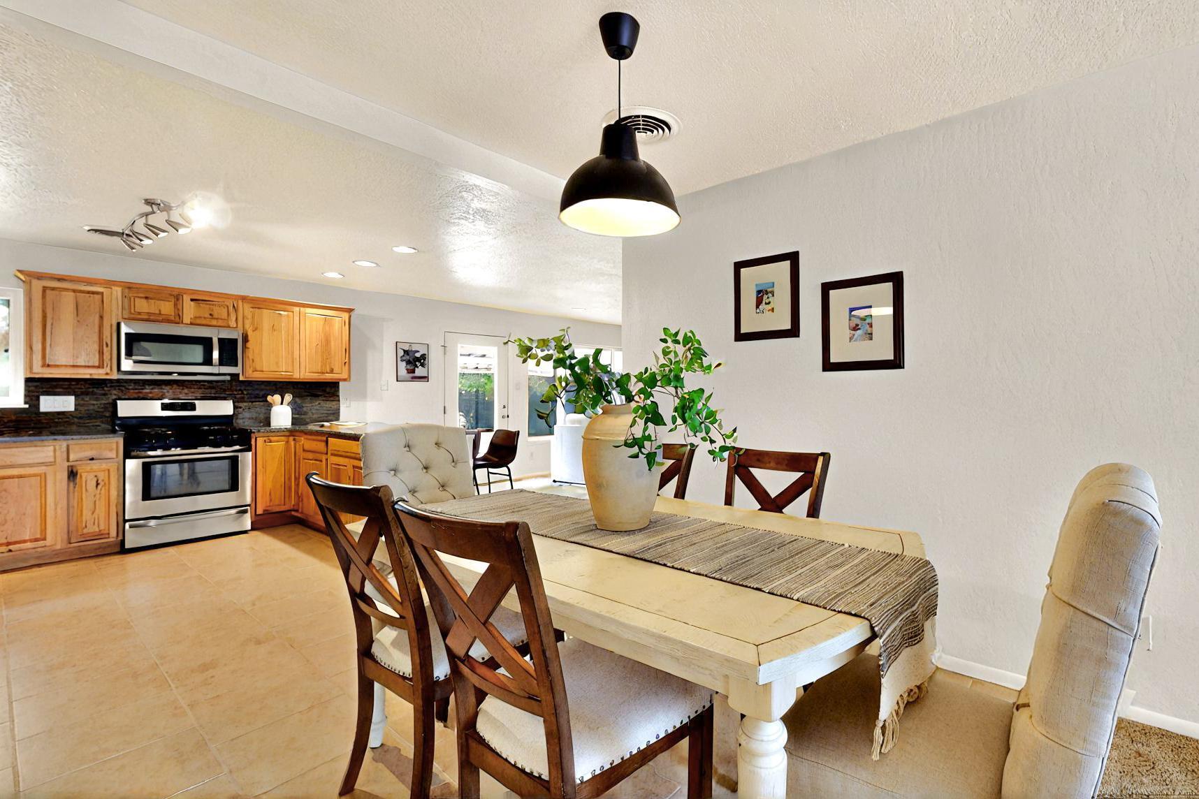 4604 SHERWOOD Street NE