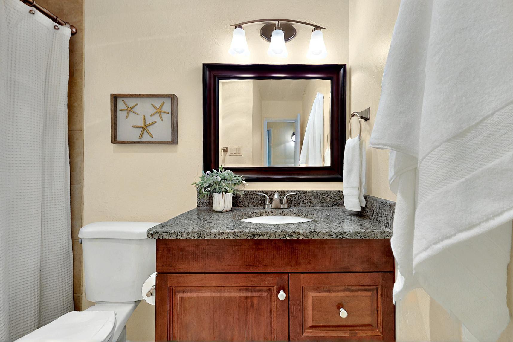 4604 SHERWOOD Street NE